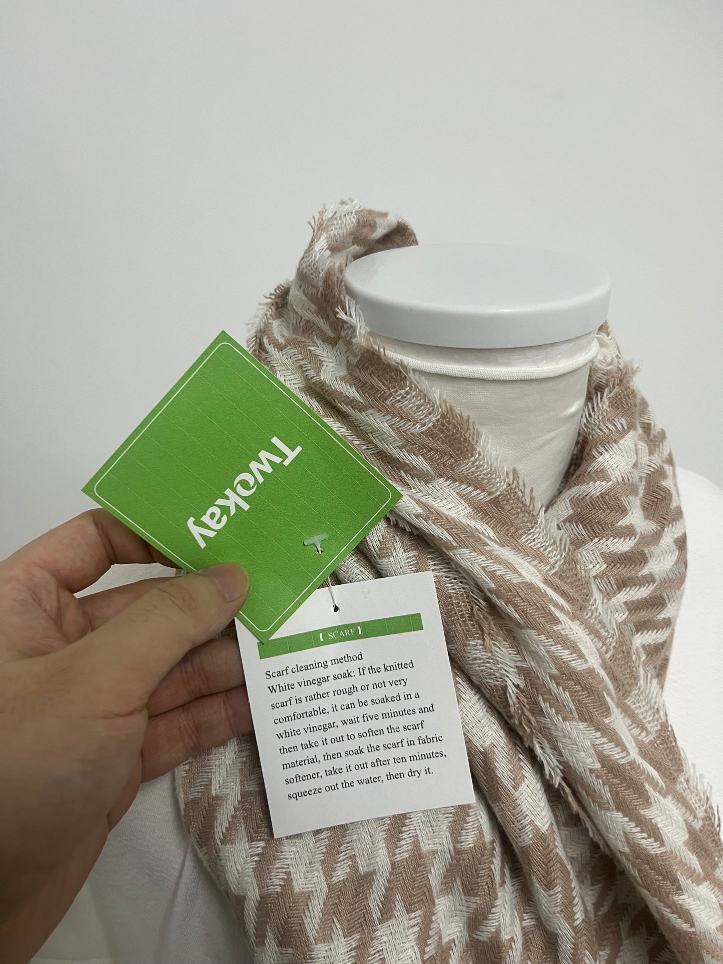【Twokay Scarfs】—— Stylish & Comfortable Houndstooth Scarf