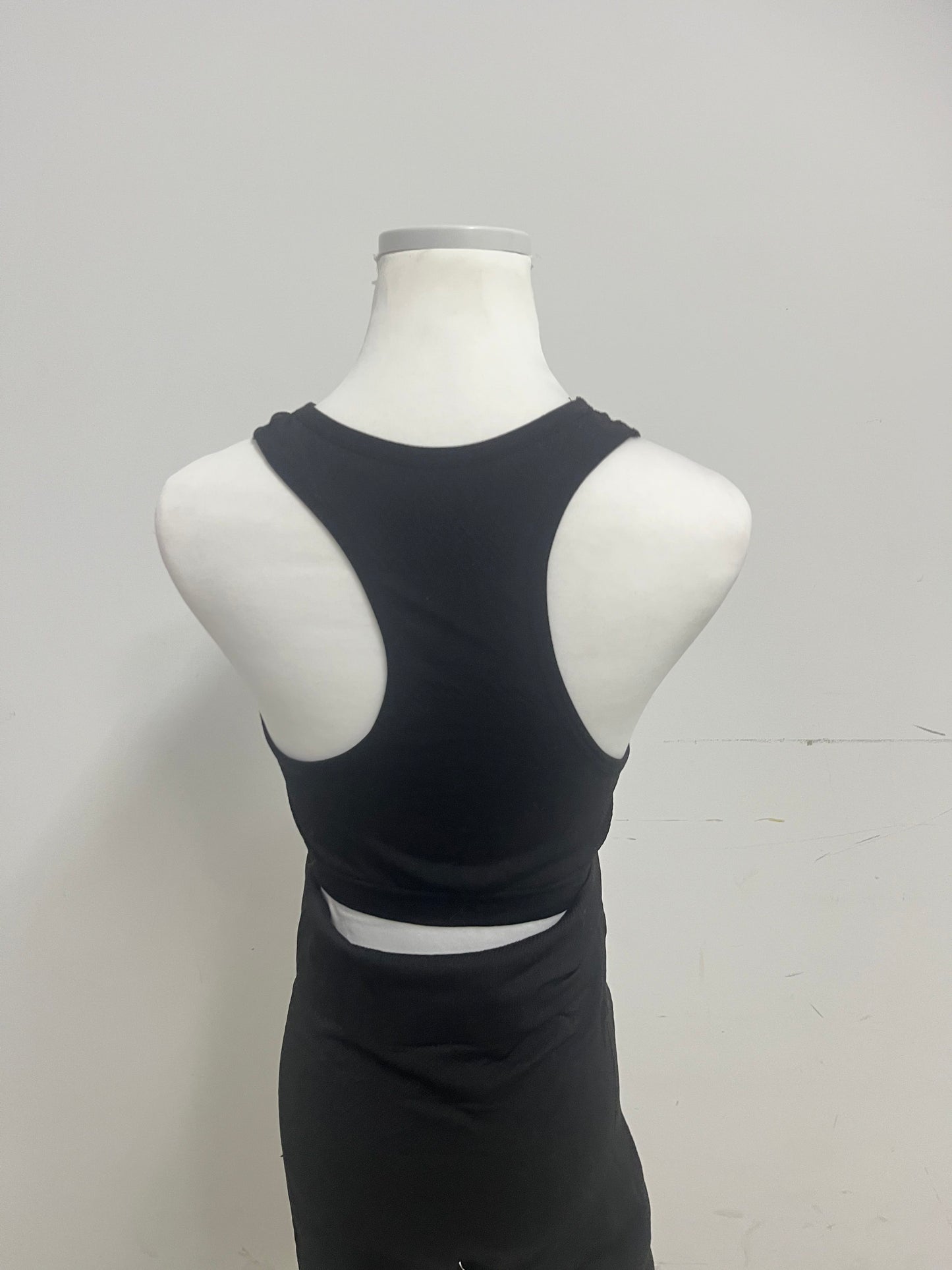 【UAttract Black Racerback 2-Piece Tracksuit】—— Sleek & Comfortable Activewear Set
