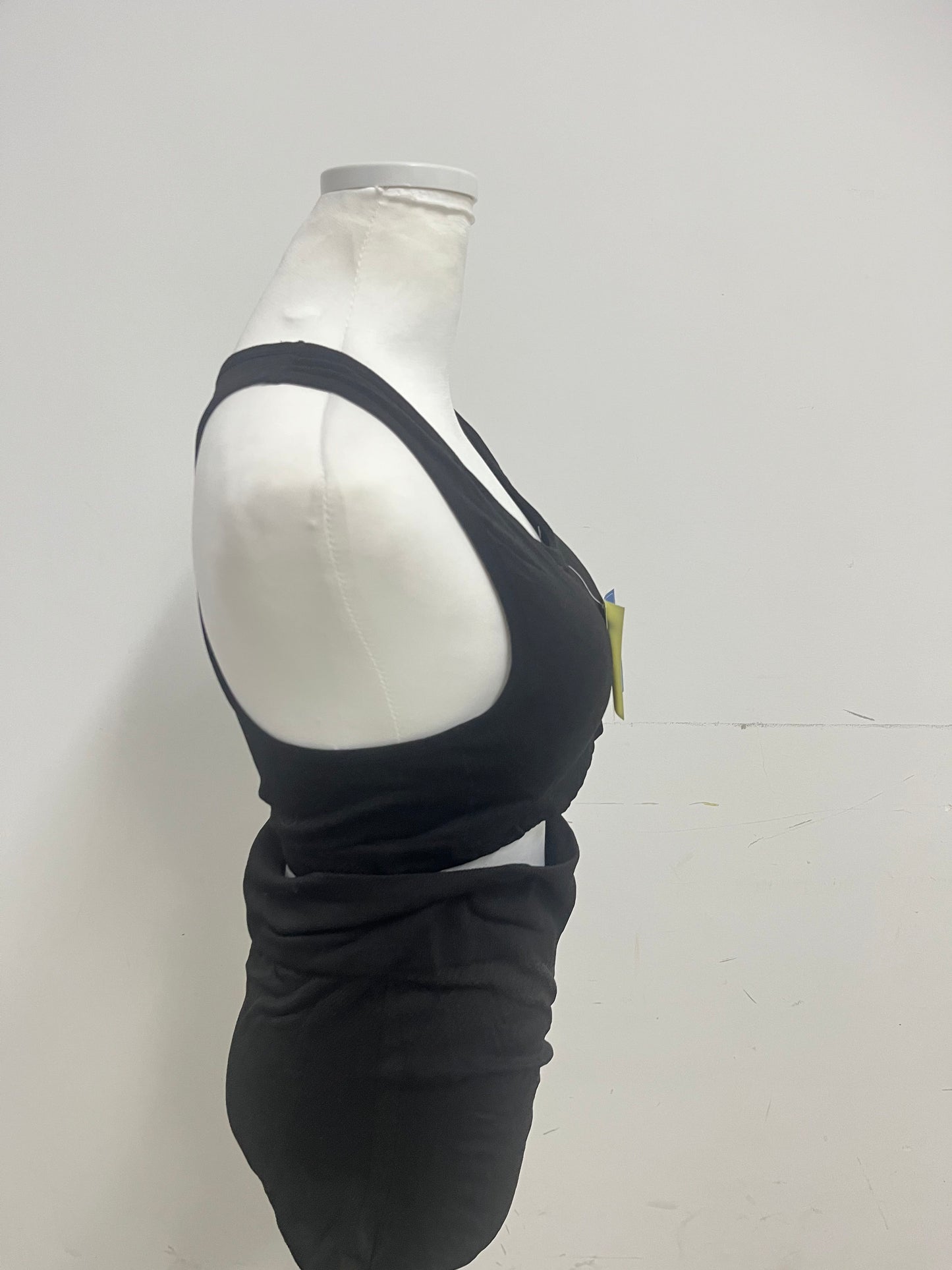 【UAttract Black Racerback 2-Piece Tracksuit】—— Sleek & Comfortable Activewear Set
