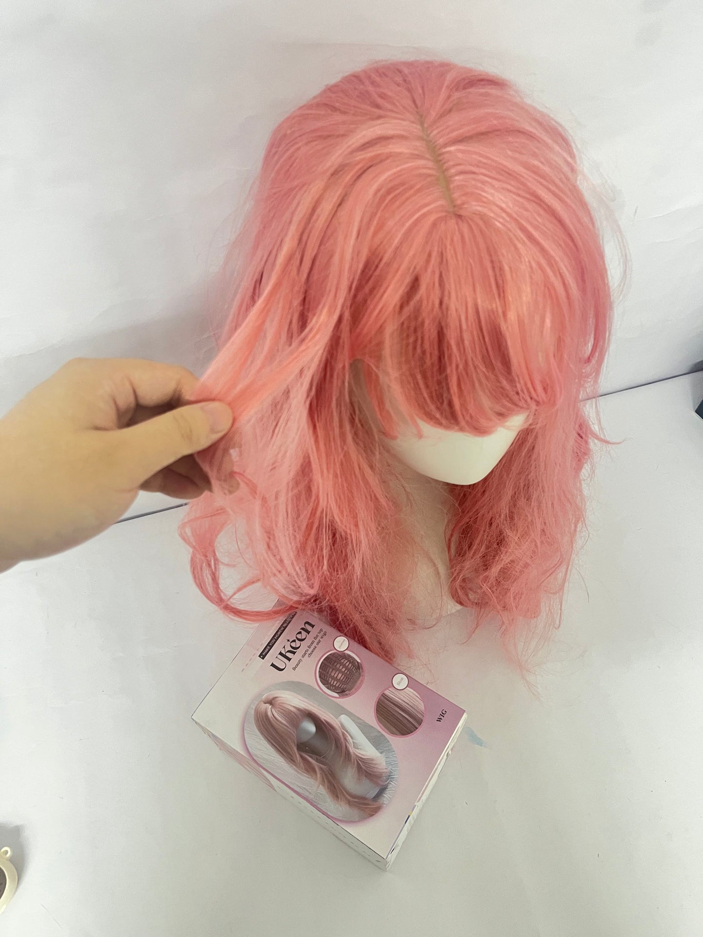 UKeen Wigs 28" Long Wavy Hair Heat Resistant Cosplay Wig for Women (Pink)