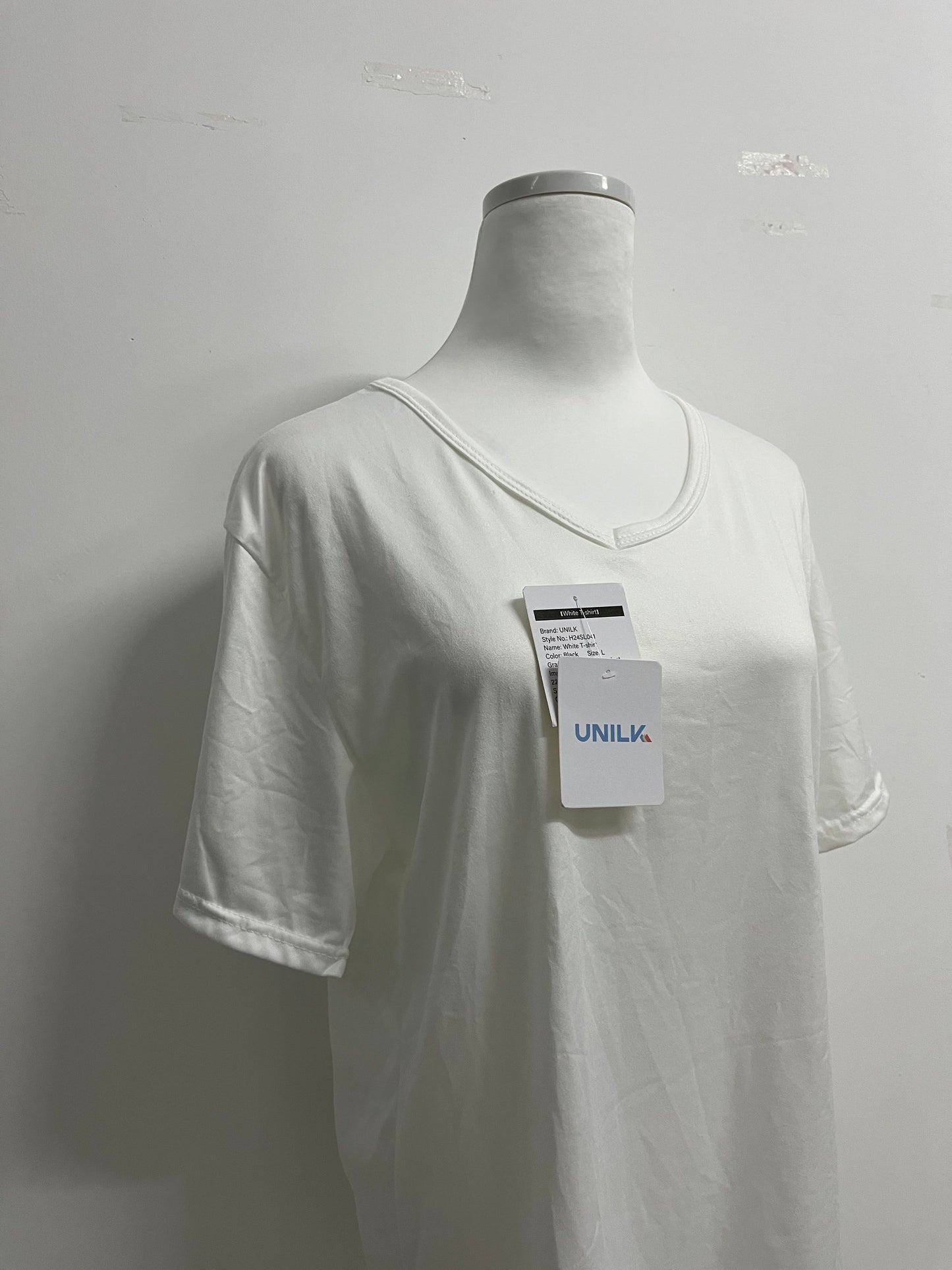 UNILK Women's Regular-Fit Short-Sleeve Crewneck T-Shirt