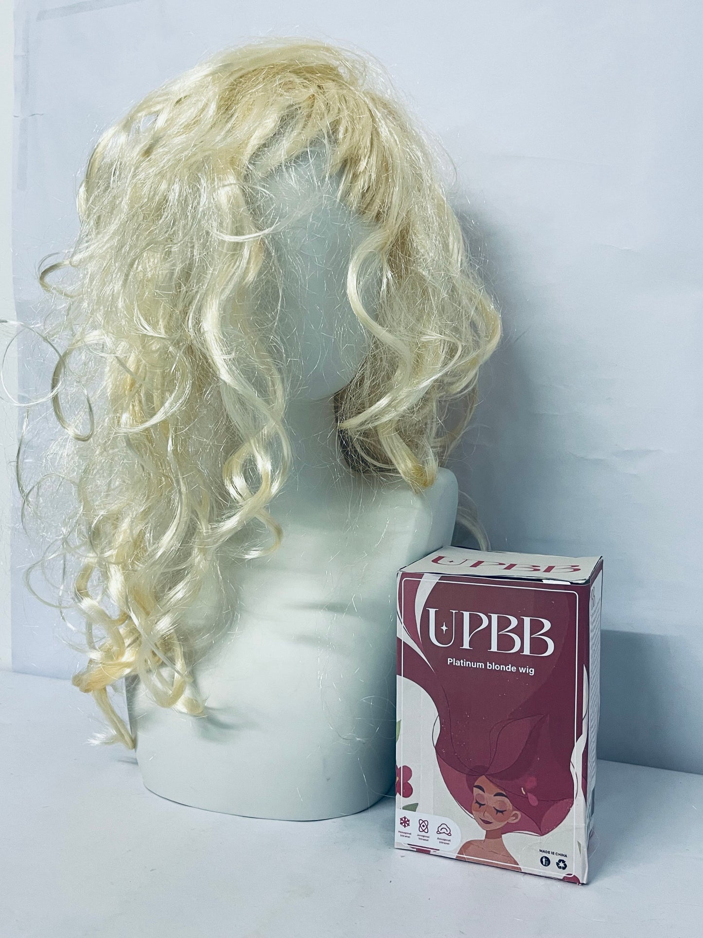 UPBB Platinum Blonde Curly Wigs: Switch Styles with One Click, Unlock Versatile Glamorous Looks