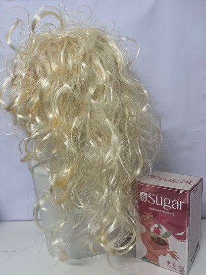 USugar Curly Platinum Blonde Wig: Soft Synthetic Fiber Hairpiece – Fashionable Voluminous Style for Cosplay & Daily Looks