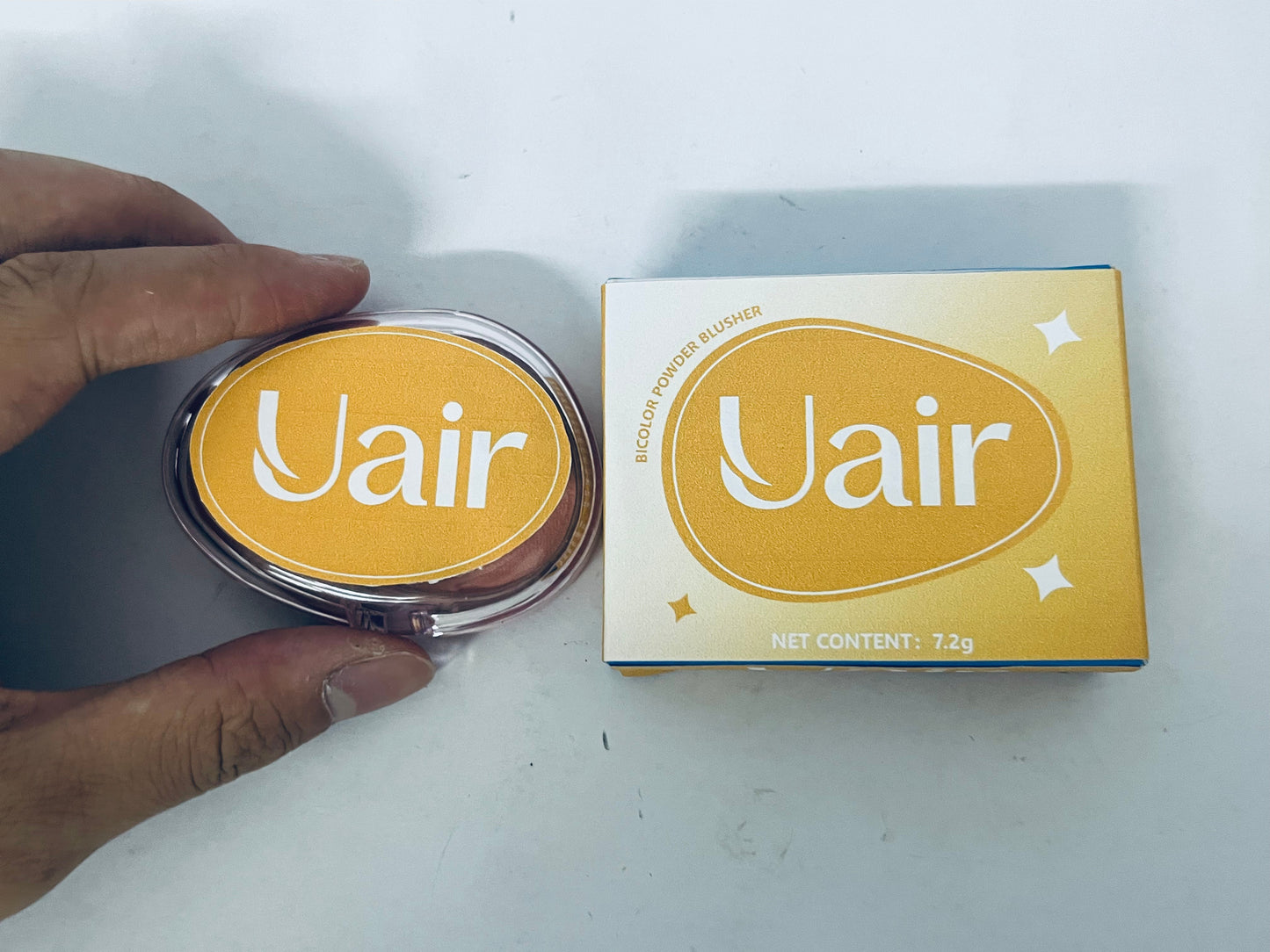 Uair Misty Blush, Natural Flush & Long-Lasting Wear, Smooth Blendable Powder Blush for Cheeks, Buildable Color for Radiant Complexion, Retro Chic Compact