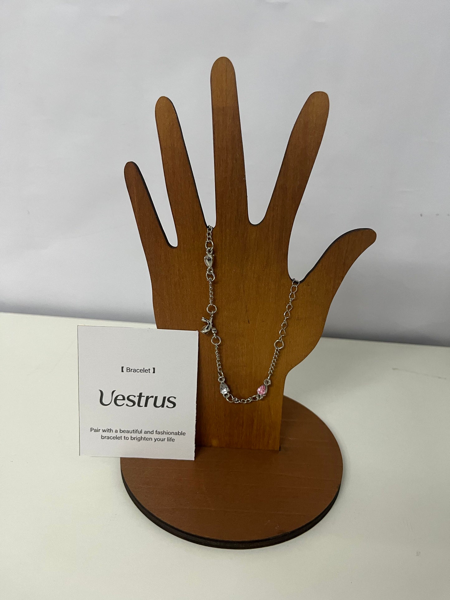 Uestrus Fashion Gem Bracelet | Add Sparkle to Your Life with Stylish Design