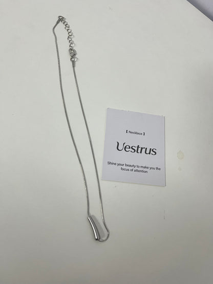 Uestrus Minimalist Geometric Bar Necklace, Niche Design Silver Choker, Must-Have Accessory for Daily & Luxury Outfits