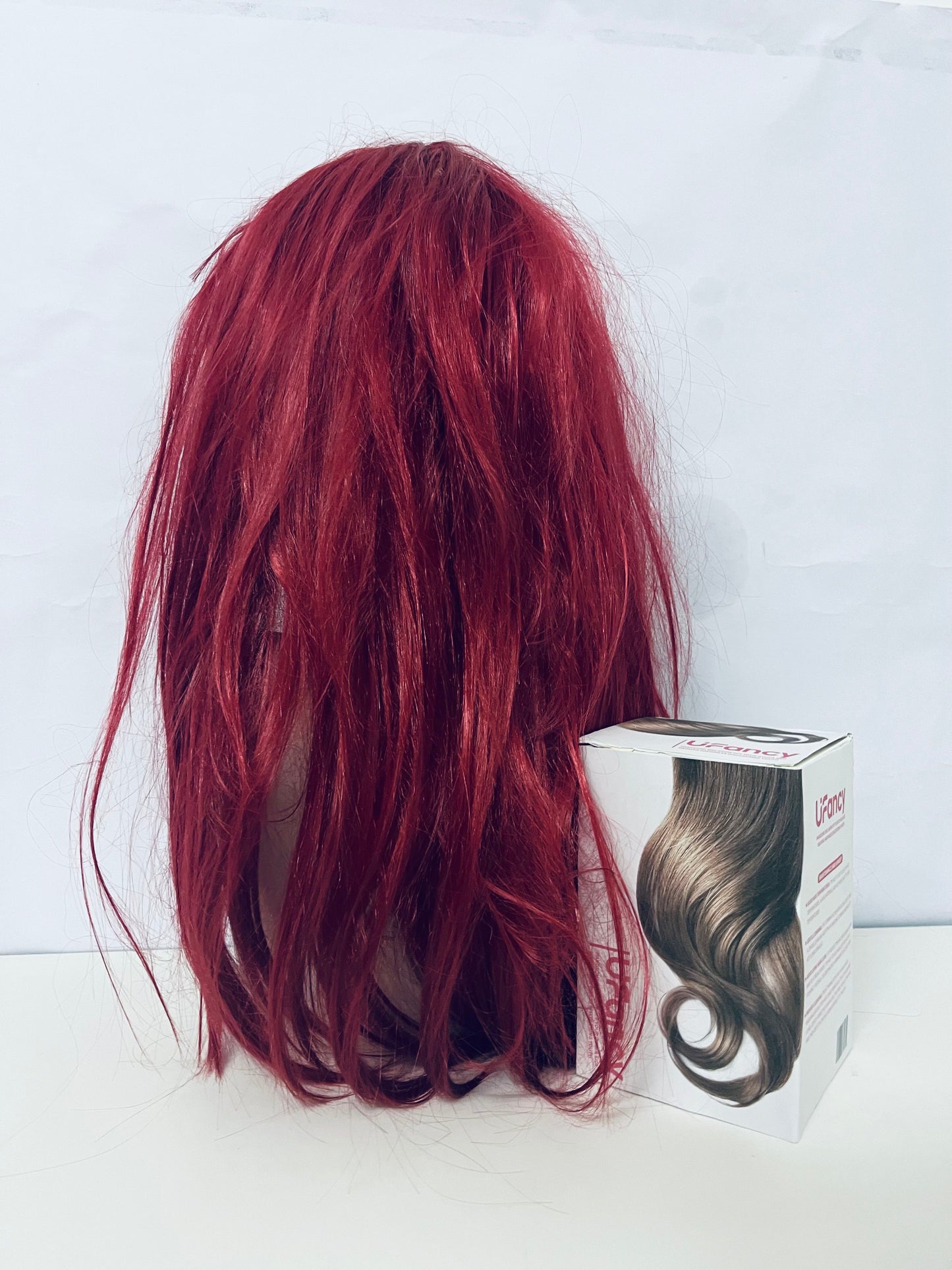 UFancy Long Straight Wig with Bangs – Vibrant Red Synthetic Fiber Hairpiece, Realistic Texture Heat-Resistant Wig for Daily Wear, Special Occasions & Cosplay, Comfortable Lightweight Wig for Women