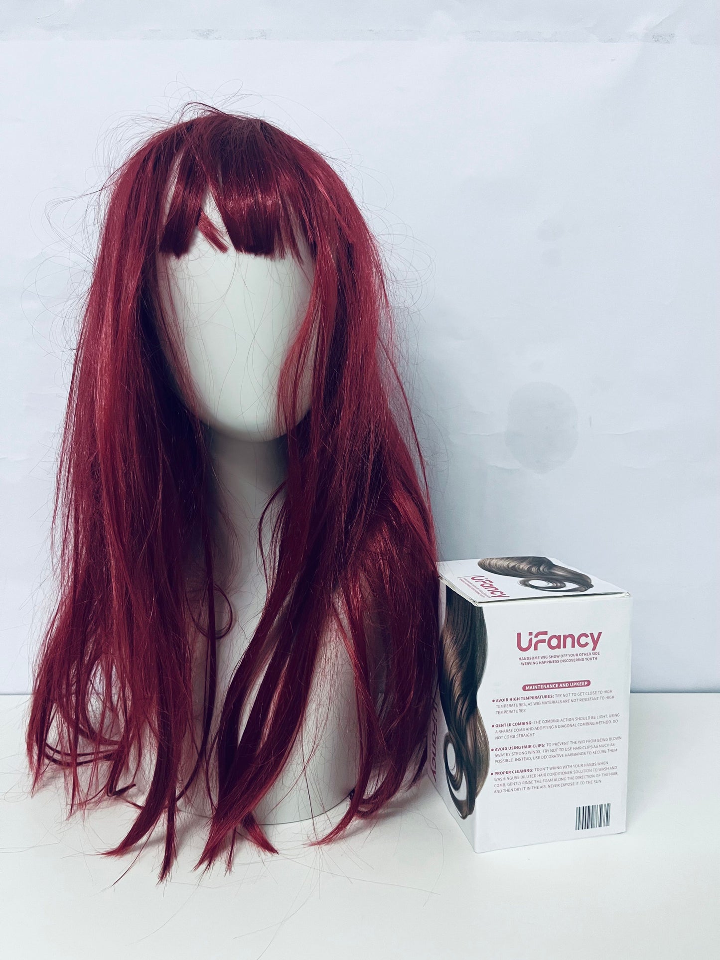 UFancy Long Straight Wig with Bangs – Vibrant Red Synthetic Fiber Hairpiece, Realistic Texture Heat-Resistant Wig for Daily Wear, Special Occasions & Cosplay, Comfortable Lightweight Wig for Women