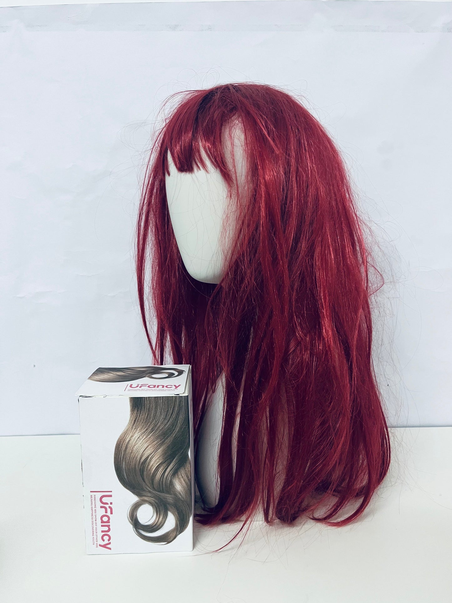 UFancy Long Straight Wig with Bangs – Vibrant Red Synthetic Fiber Hairpiece, Realistic Texture Heat-Resistant Wig for Daily Wear, Special Occasions & Cosplay, Comfortable Lightweight Wig for Women
