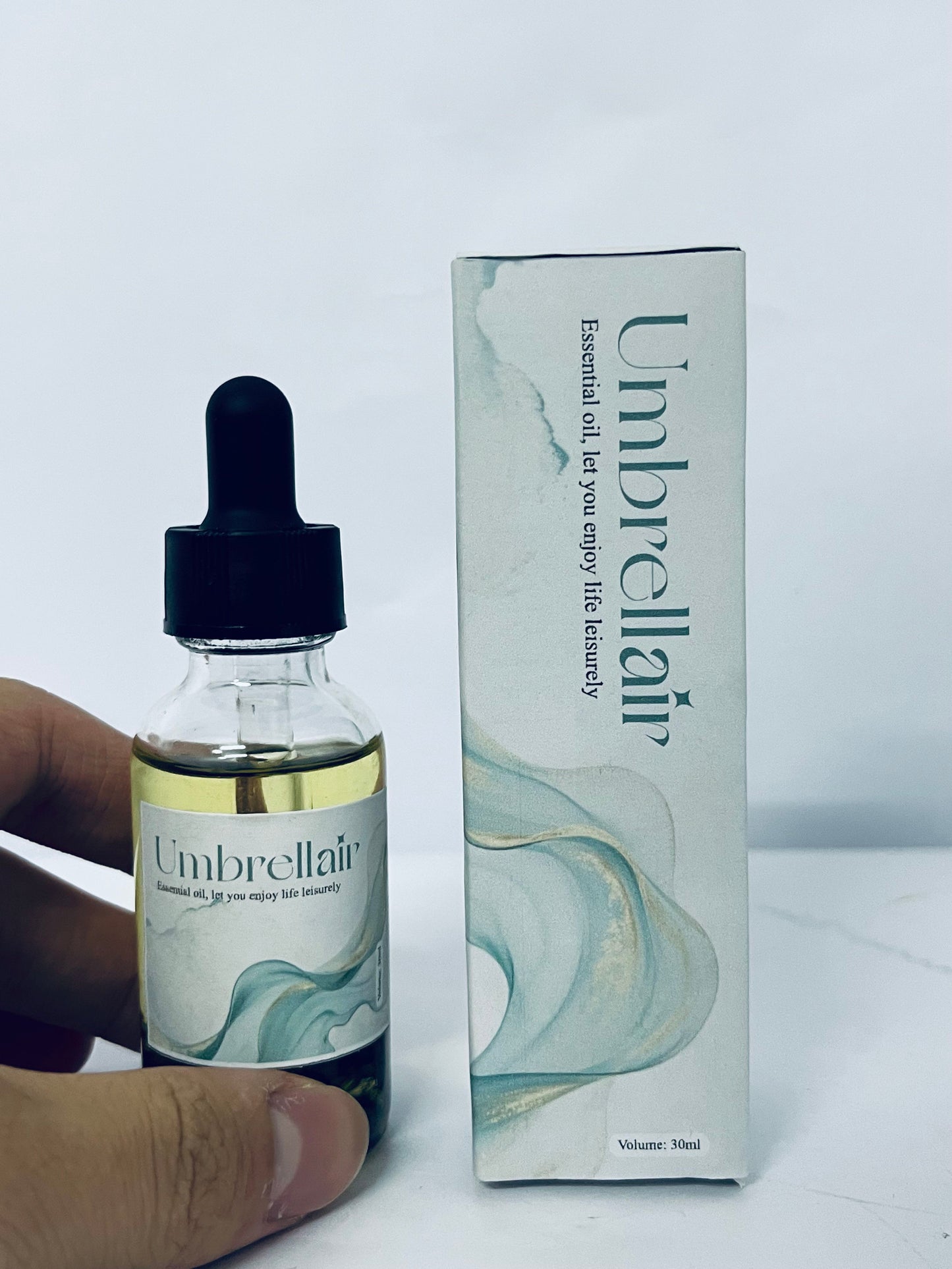 Umbrellair 100% Pure! Clove Oil – Perfect For Aromatherapy Diffusers, Skin and Hair Care