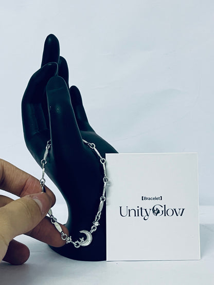 UnityGlow Shimmering Rhinestones Bracelet Fashionable Silver Plated Handchain Adjustable Length Wristchain Stylish Party Jewelry