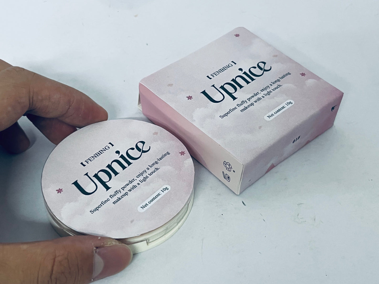 Upnice Oil Control Face Pressed Powder,Matte Smooth Flawless Setting Powder Makeup,Waterproof Long Lasting Finishing Powder,Cruelty Free Lightweight Face Cosmetics