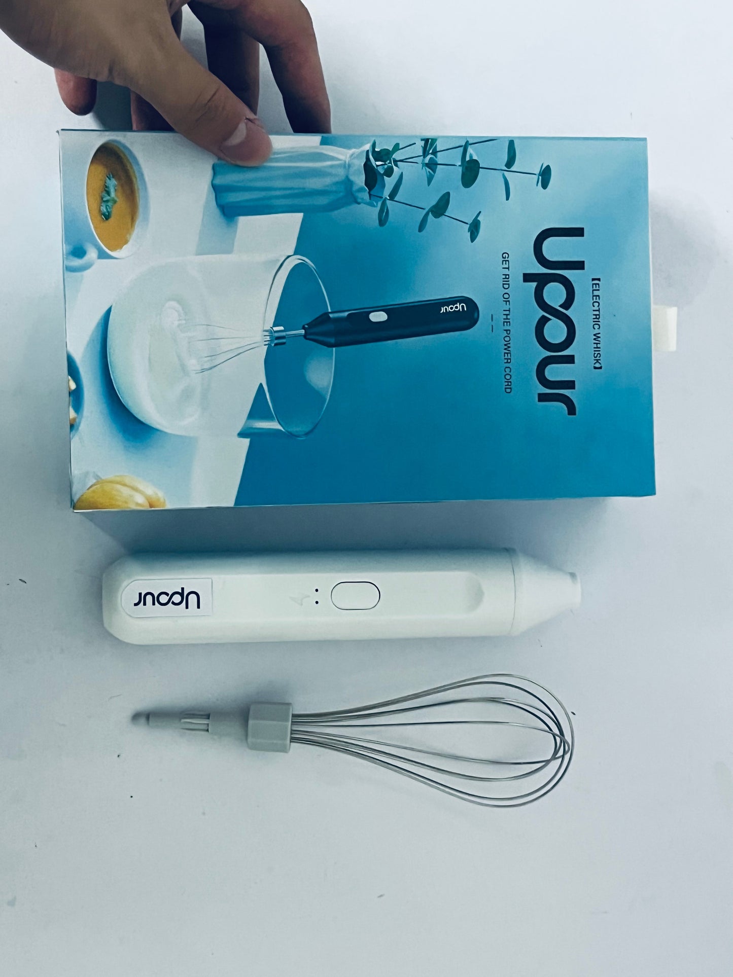 Upour Electric egg beaters sets USB Rechargable Handheld Eggs Beater Cordless Electric Food Mixers Detachable Milk Frothers Kitchen Tool