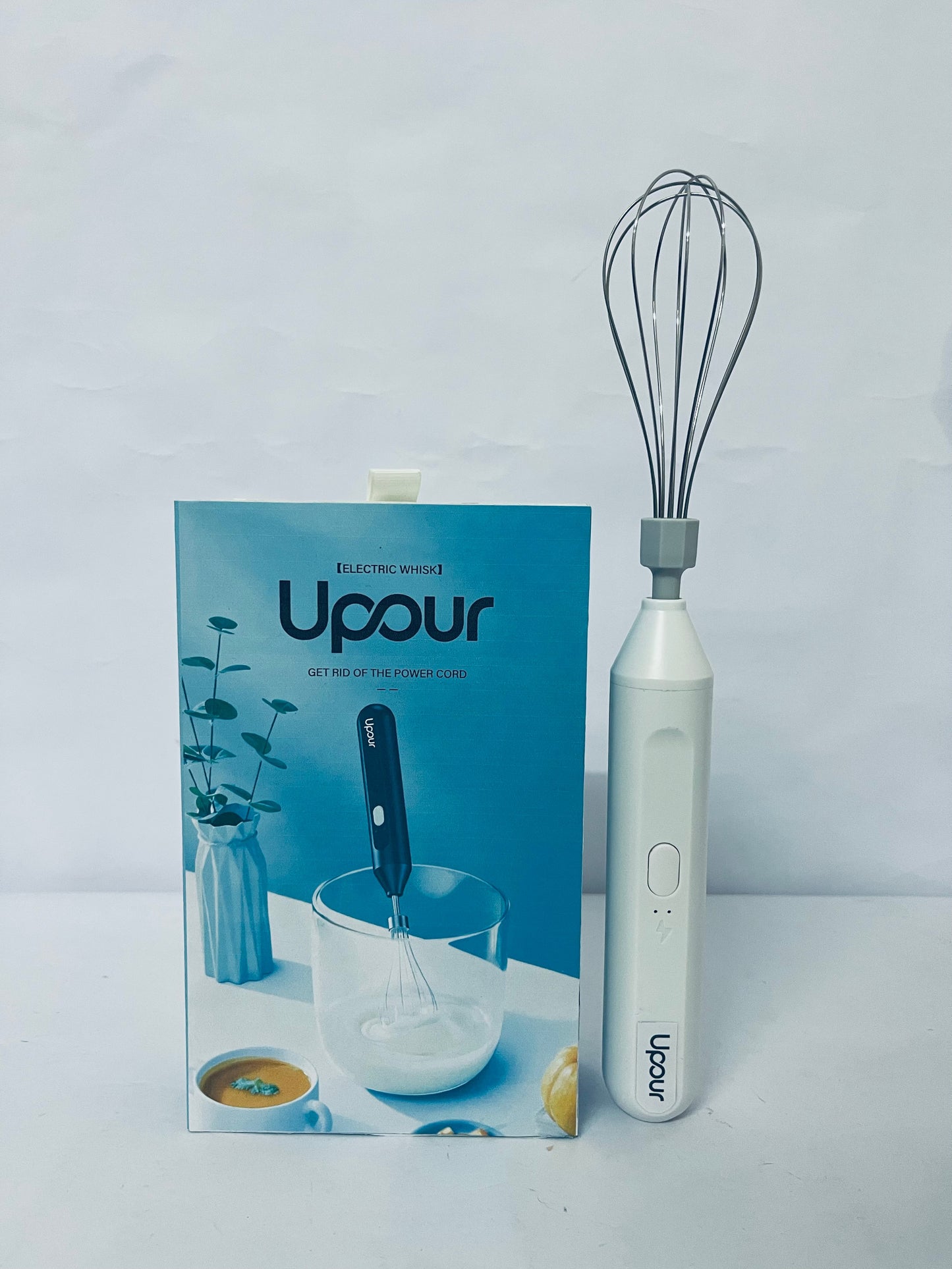 Upour Electric egg beaters sets USB Rechargable Handheld Eggs Beater Cordless Electric Food Mixers Detachable Milk Frothers Kitchen Tool