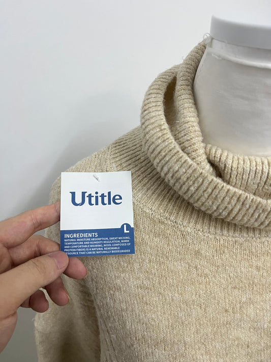 【Utitle Beige Oversized Turtleneck Sweater】—— Cozy & Stylish Winter Essential