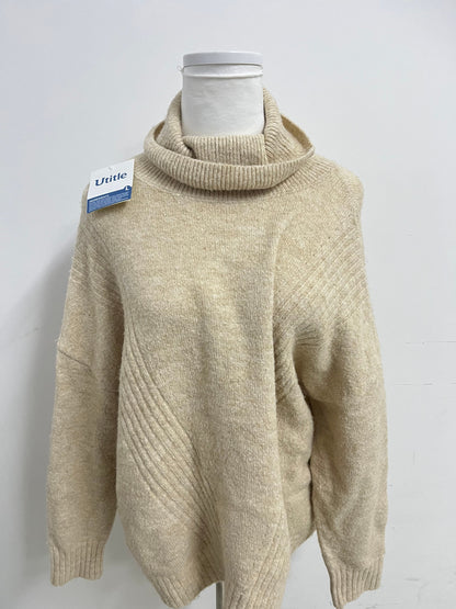 【Utitle Beige Oversized Turtleneck Sweater】—— Cozy & Stylish Winter Essential