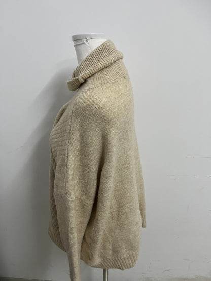 【Utitle Beige Oversized Turtleneck Sweater】—— Cozy & Stylish Winter Essential