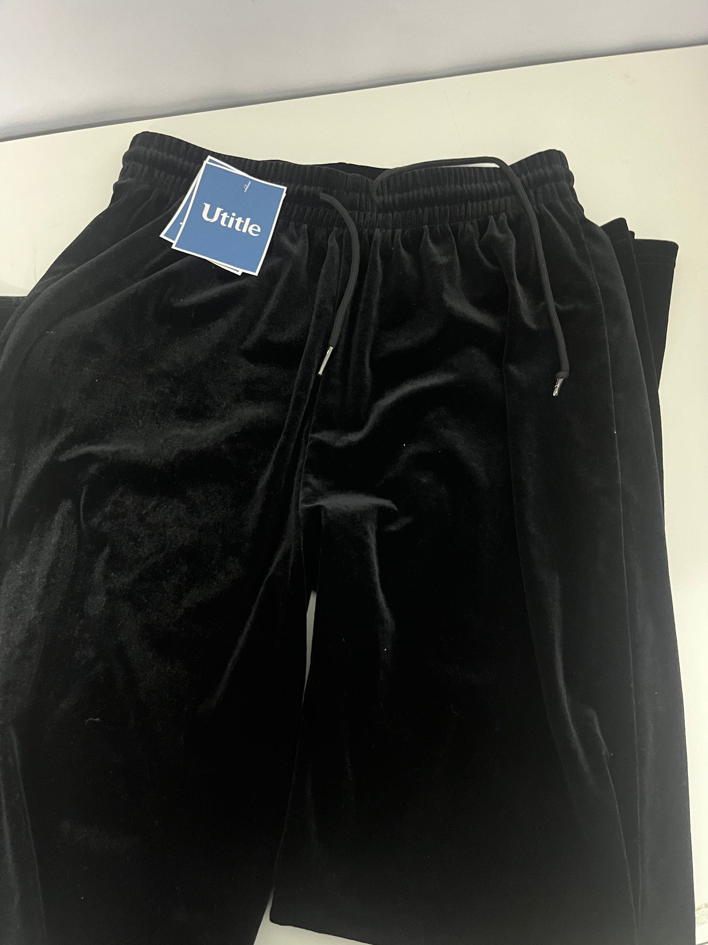 【Utitle Black Velvet Casual Pants】—— Luxurious Comfort for Daily Styling