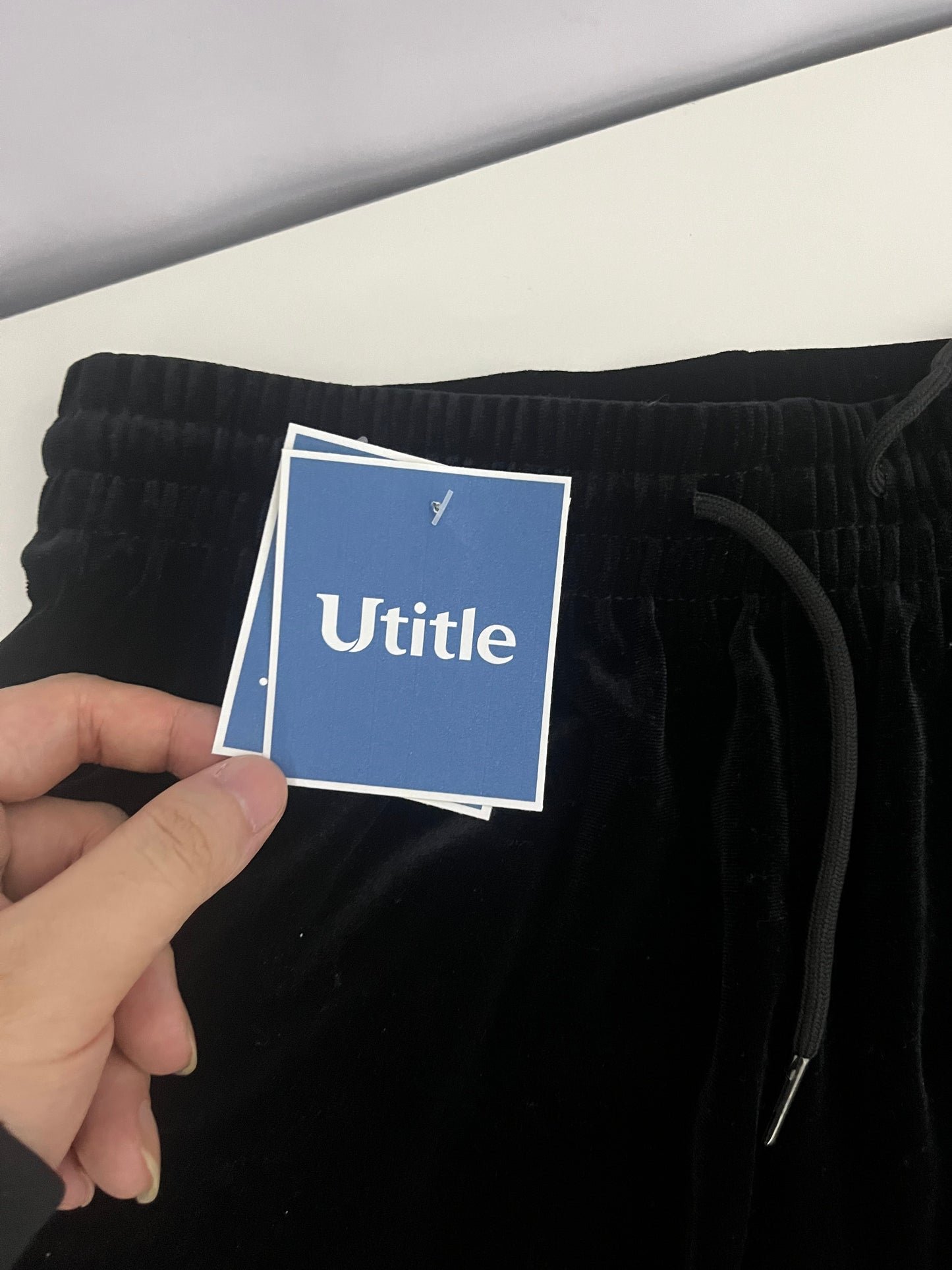 【Utitle Black Velvet Casual Pants】—— Luxurious Comfort for Daily Styling