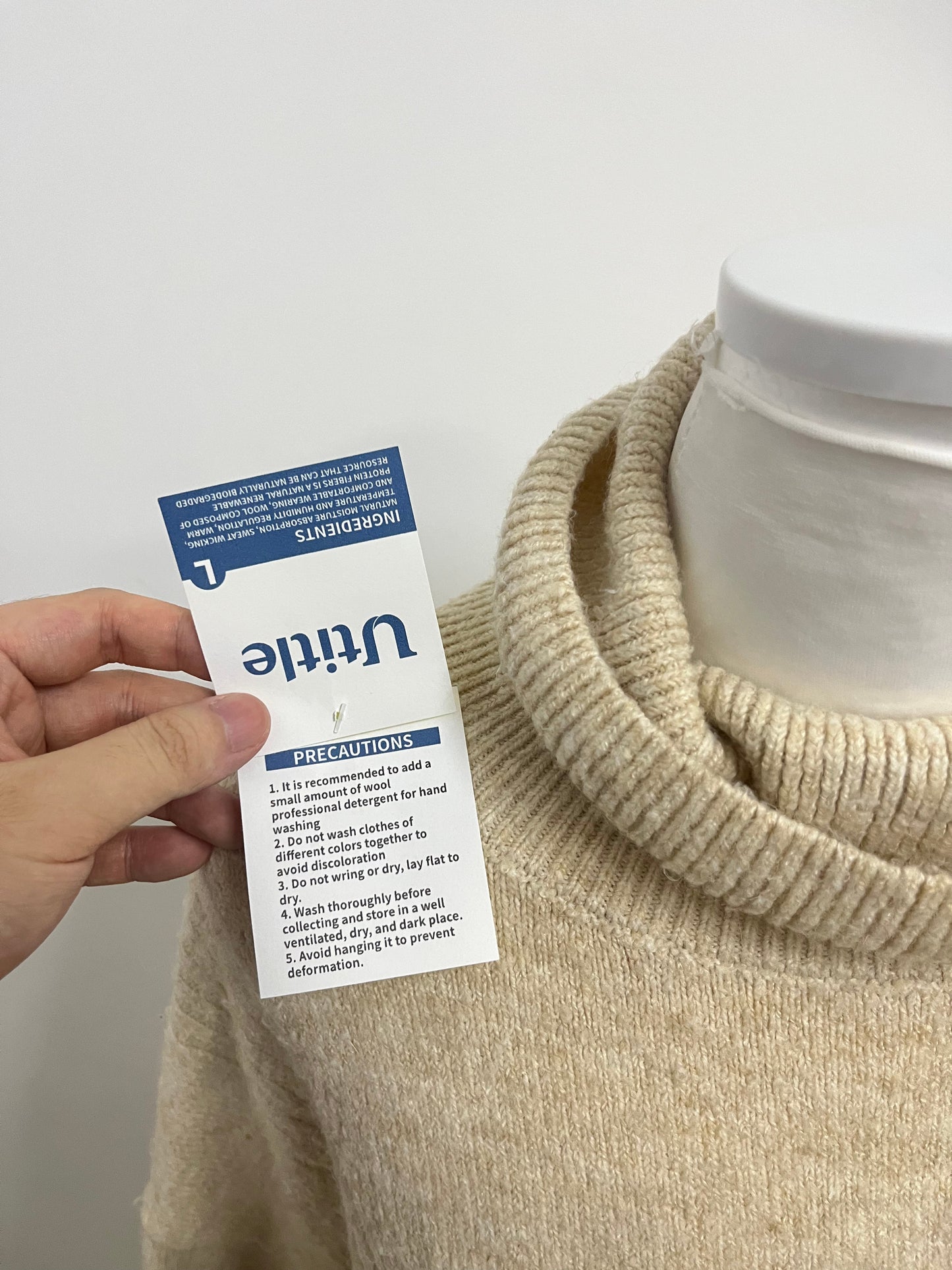 【Utitle Beige Oversized Turtleneck Sweater】—— Cozy & Stylish Winter Essential