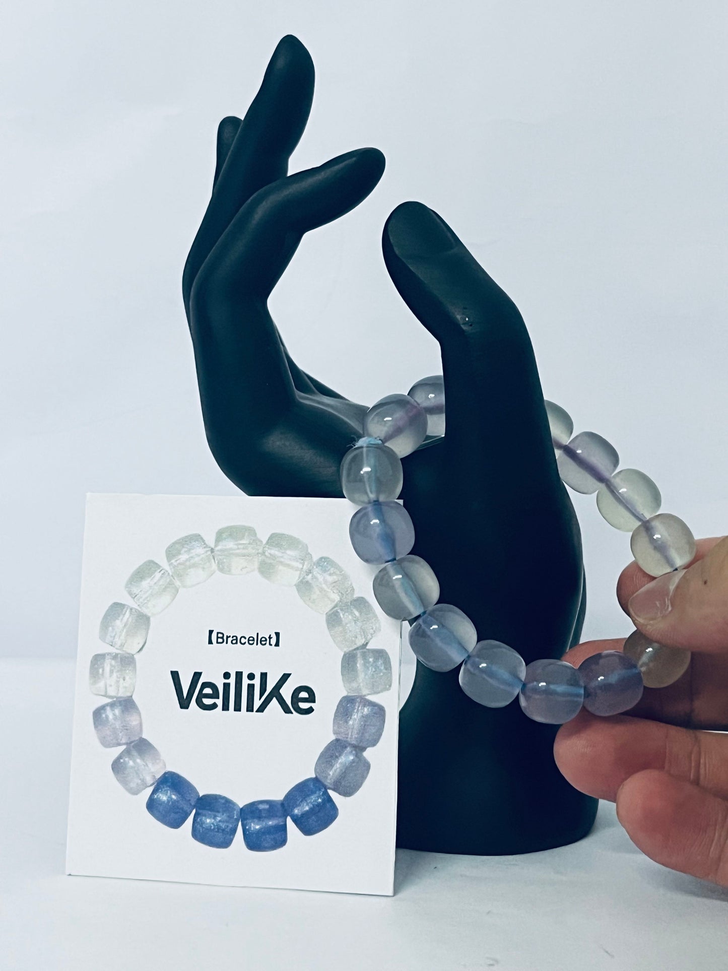 VeiliKe Gradient Glass Bead Bracelet - Iridescent Stretch Bangle for Minimalist Elegance