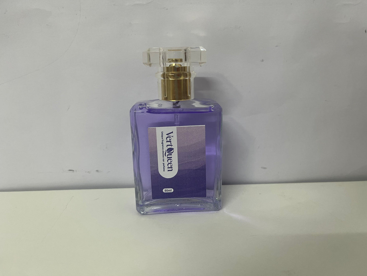 [VertQueen Perfumes]——VertQueen Violet Muse Eau de Parfum | Cool Floral Scent for Elegant Sophistication