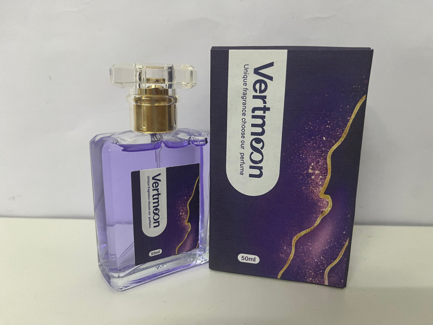 【Vertmoon Purple Galaxy Eau de Parfum】—— Enchanting, Long-Lasting Fragrance for Modern Elegance