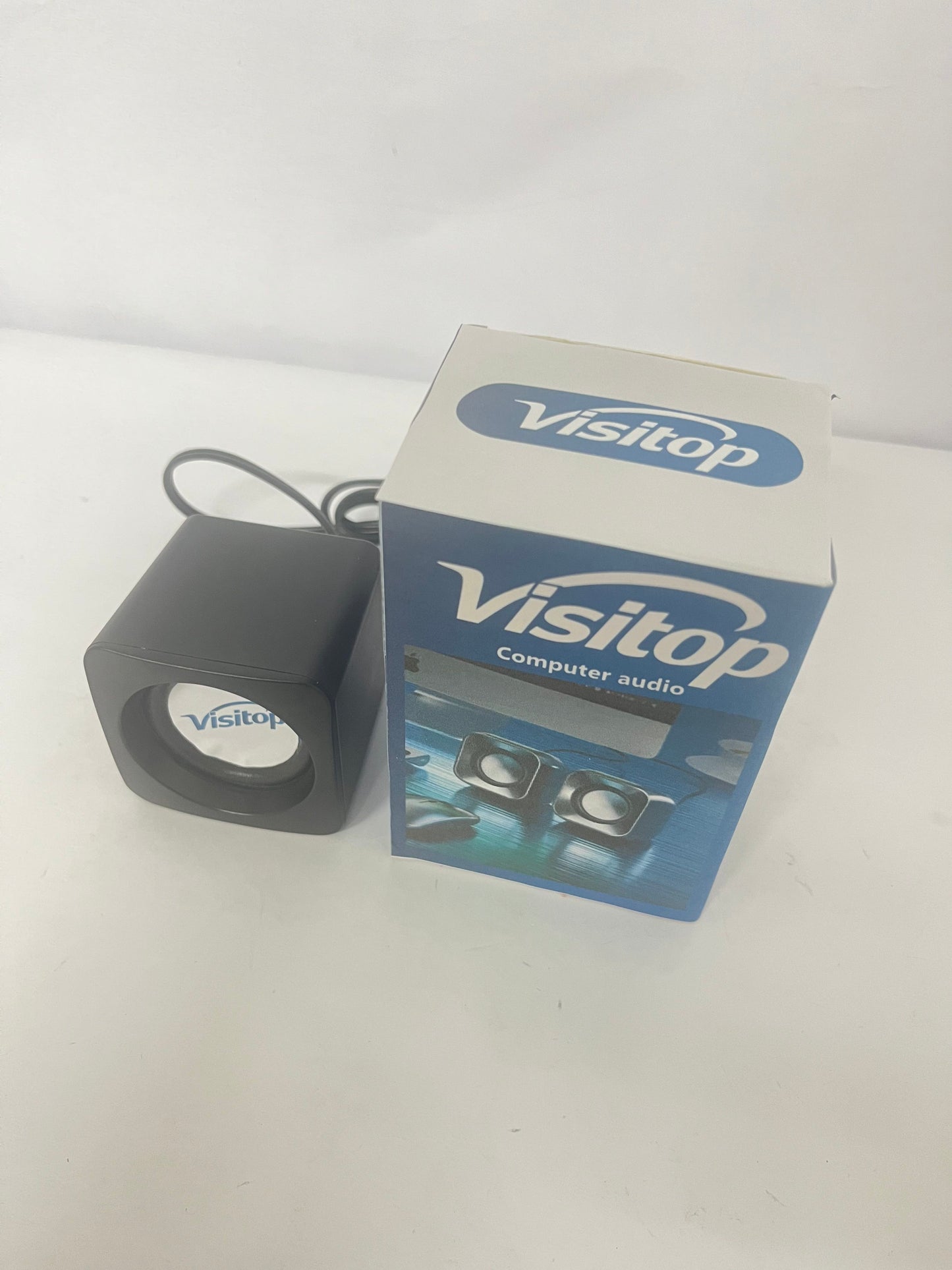 Visitop Mini USB Speaker Compact Desktop Audio for Laptop and Portable Small Speaker with Deep Bass Compatible with Smartphones and Tablets for Use