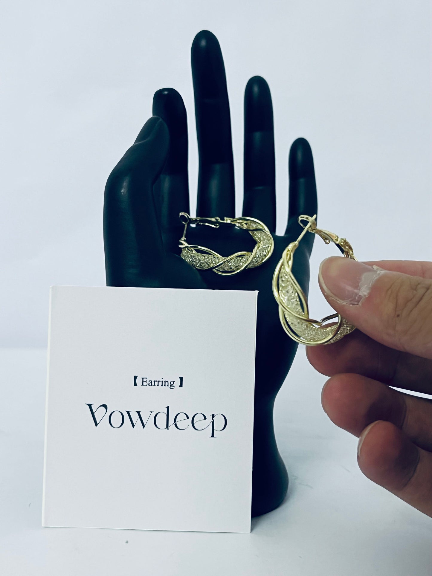 Vowdeep Twisted Shining Hoop Earrings shining and fashionable