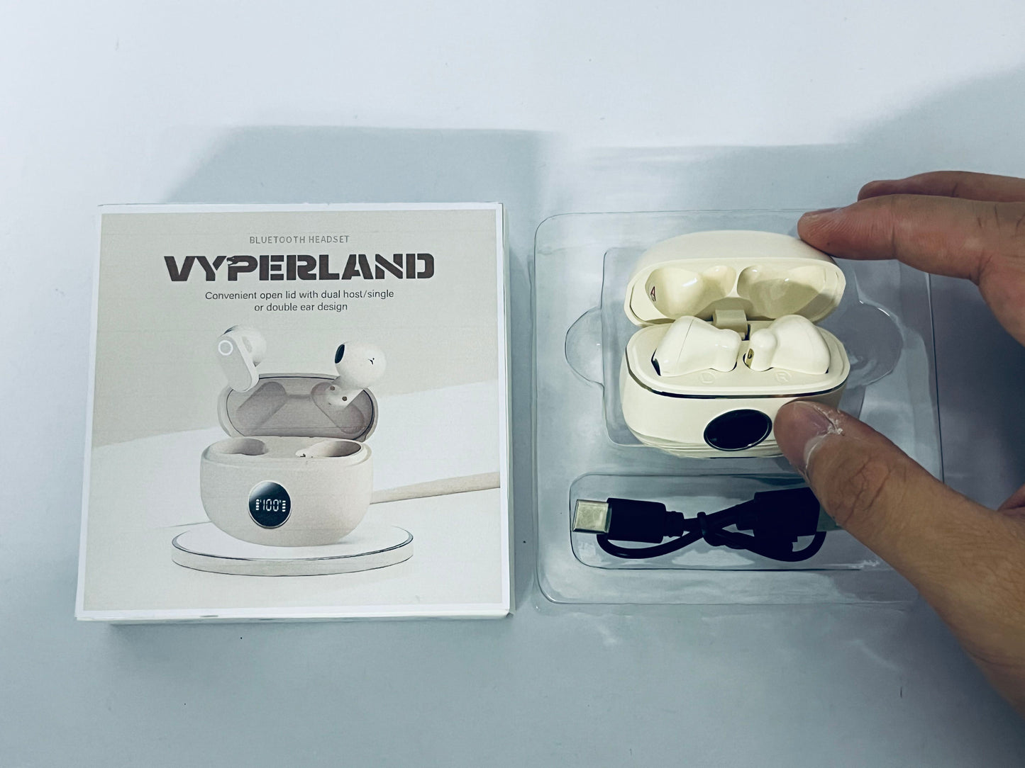 VYPERLAND Wireless Earbuds Bluetooth Headphones in Ear Buds with Stereo Deep Bass, 60H Bluetooth Ear Buds with Noise Cancelling Mics, Waterproofing Earphones Hands-Free Calls Dual LED Display