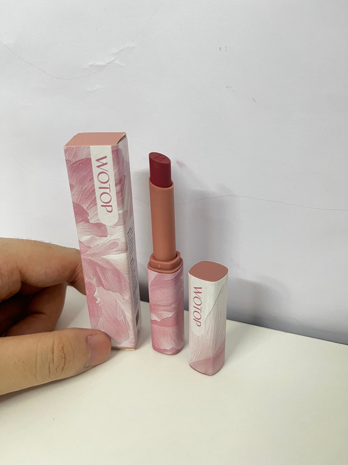 WOTOP Matte Lipstick — Long-Lasting Velvet Lip Color with Jojoba Oil Infusion