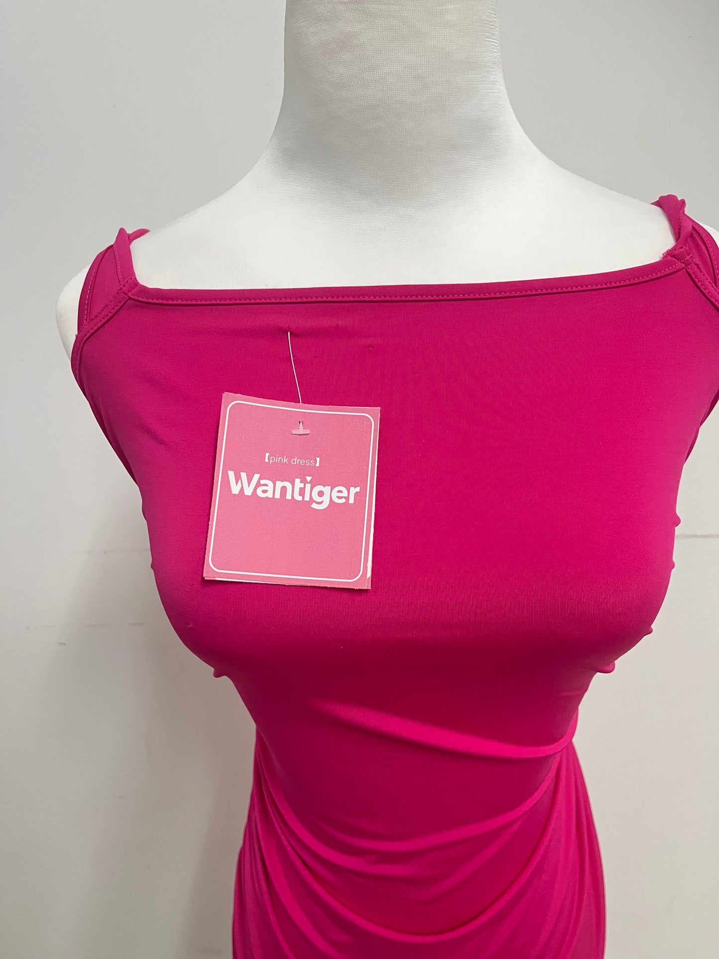 Wantiger Pink Ruched Slip Dress Sexy & Eye-Catching Comfortable & Skin-Friendly A Focal Choice for Summer Parties