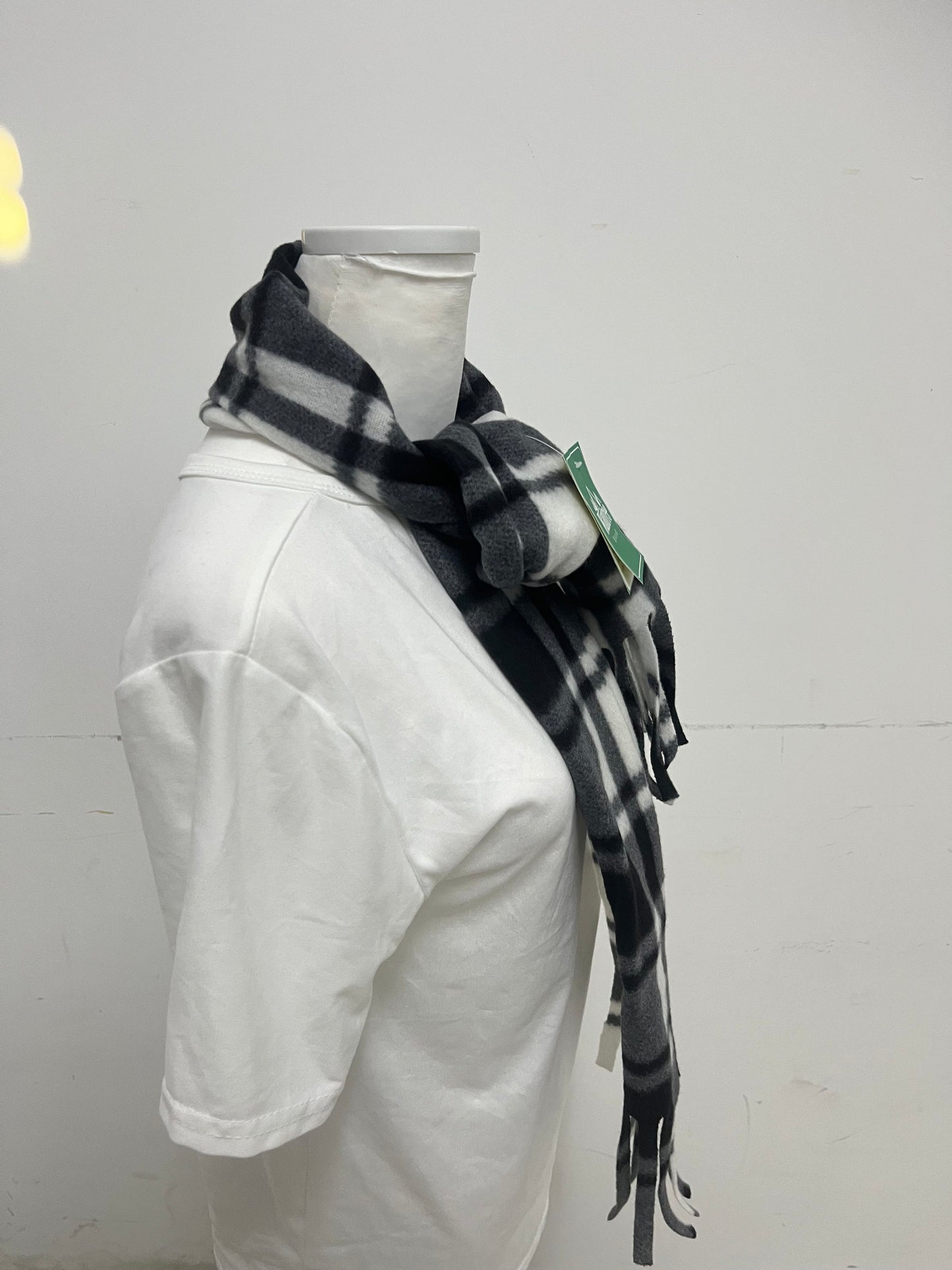 Wantree Black & White Scarf - Cloud-Like Softness with Versatile Fringe Detail