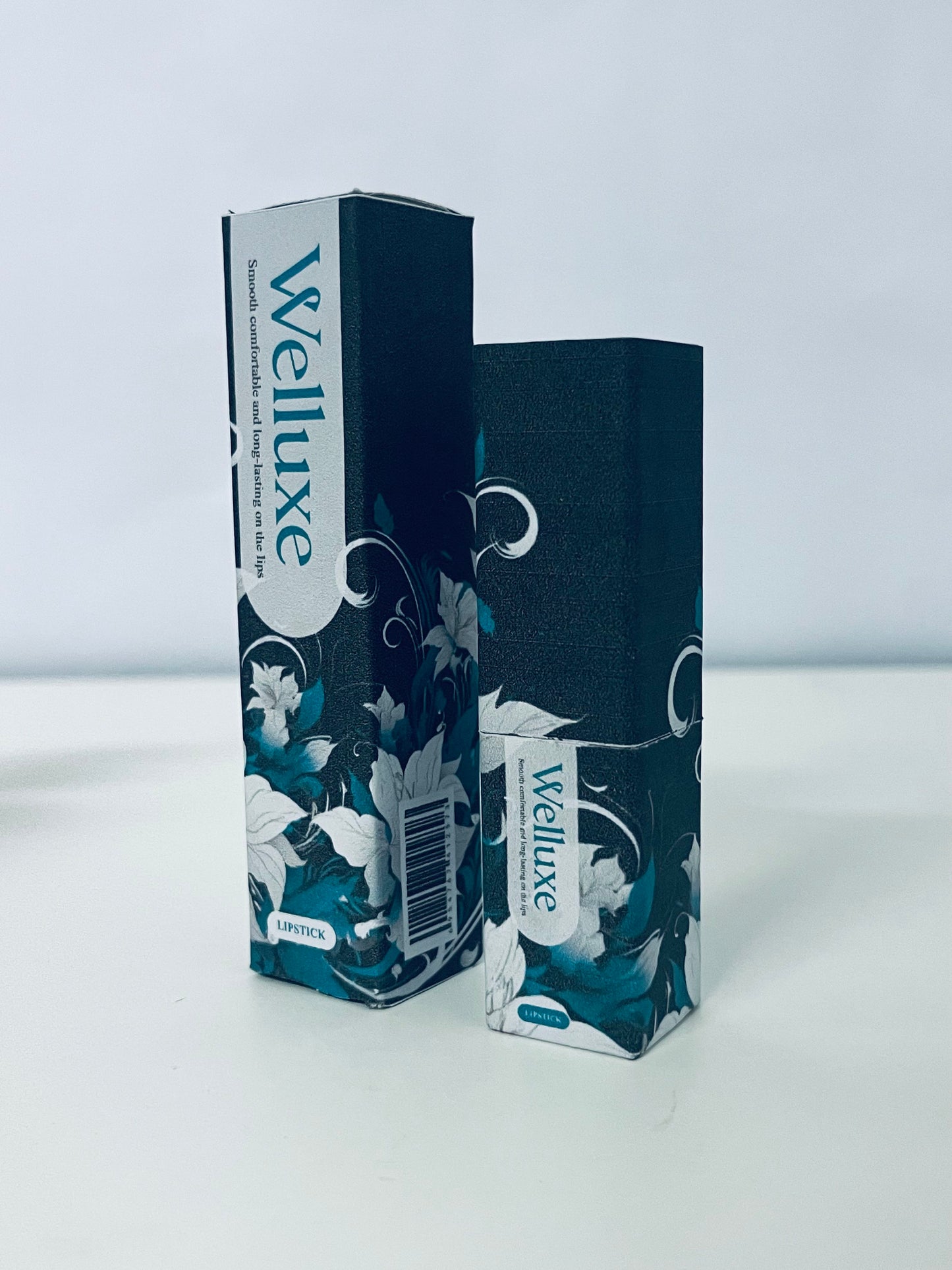 Welluxe Smooth Long-Lasting Lipstick, Creative Black Bullet, Elegant Floral Packaging, Comfortable & Long-Wearing on Lips