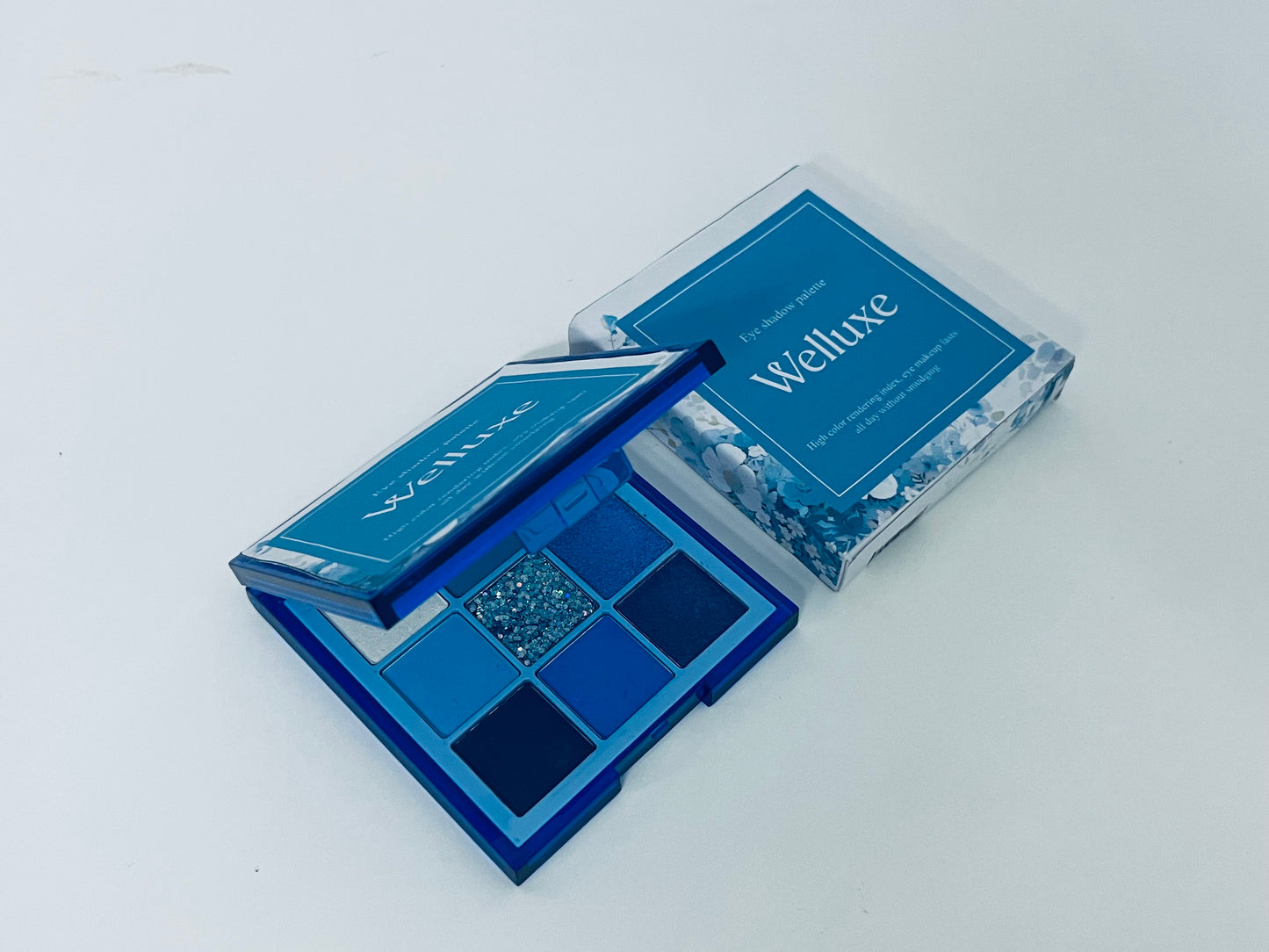 Welluxe 9 Colors Blue Eyeshadow Palette, High Pigmentation Long-Lasting Non-Smudging, Matte Shimmer Glitter Multi-Finish, Ideal for Cool & Chic Eye Looks