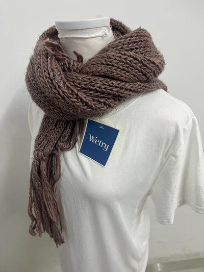 【Wetry Brown Chunky Knit Oversized Scarf】—— Cozy & Stylish Winter Essential
