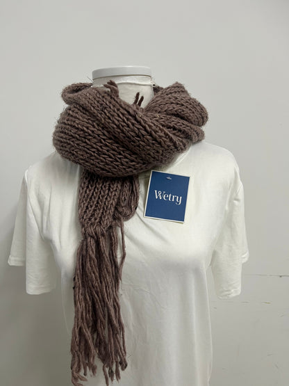 【Wetry Brown Chunky Knit Oversized Scarf】—— Cozy & Stylish Winter Essential
