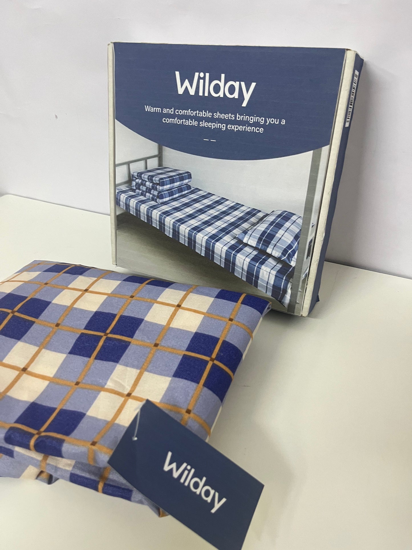 Wilday Checkered Bedsheet Set - Soft Warm Fabric Bedding for Dorm & Home, Blue Beige Plaid Sheets & Pillowcases for Comfortable Sleep