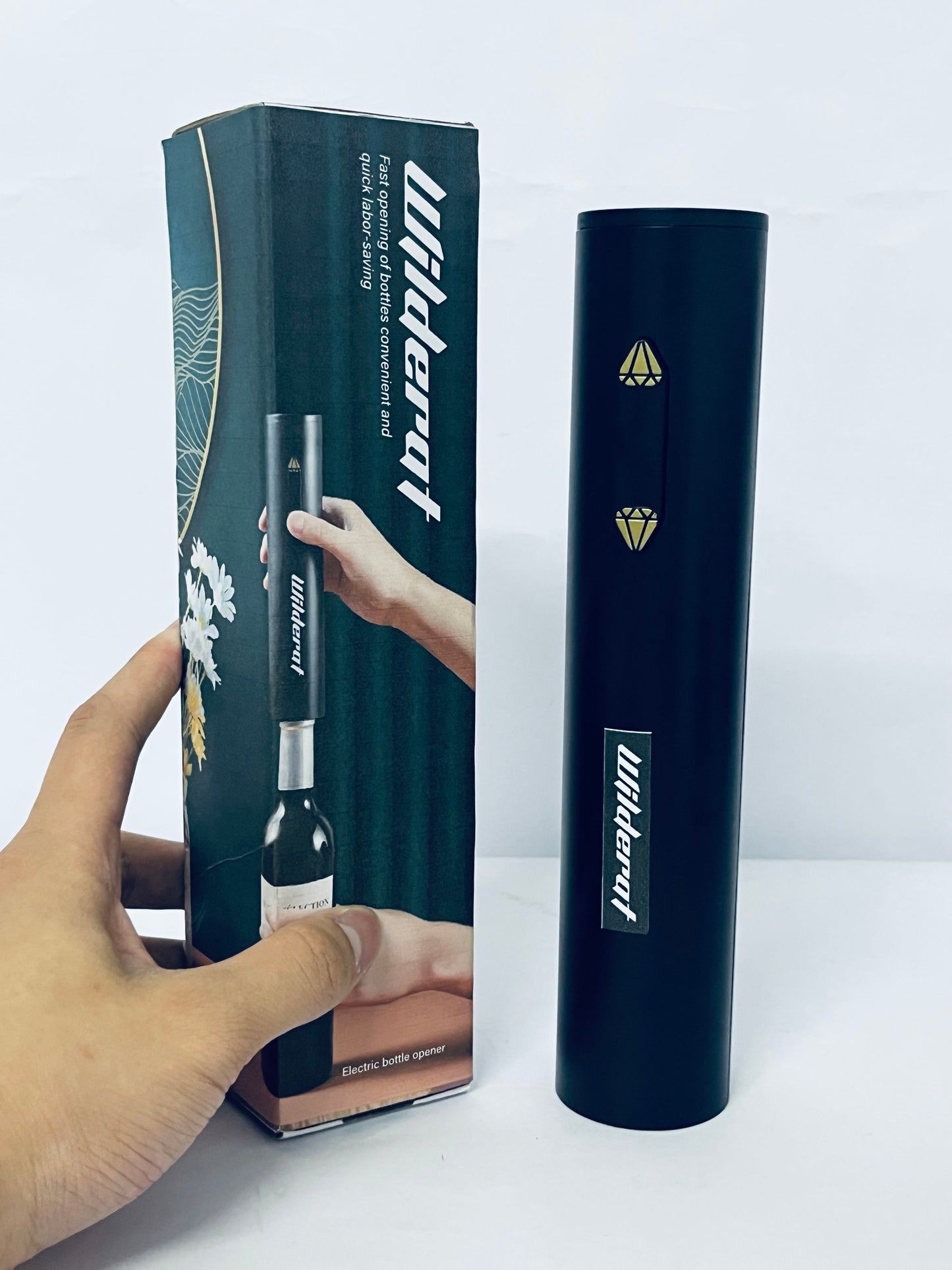 Wilderat Electric Wine Bottle Opener Automatic Corkscrew Rechargeable Professional Good Gift for Wine Lovers Luxury Gift