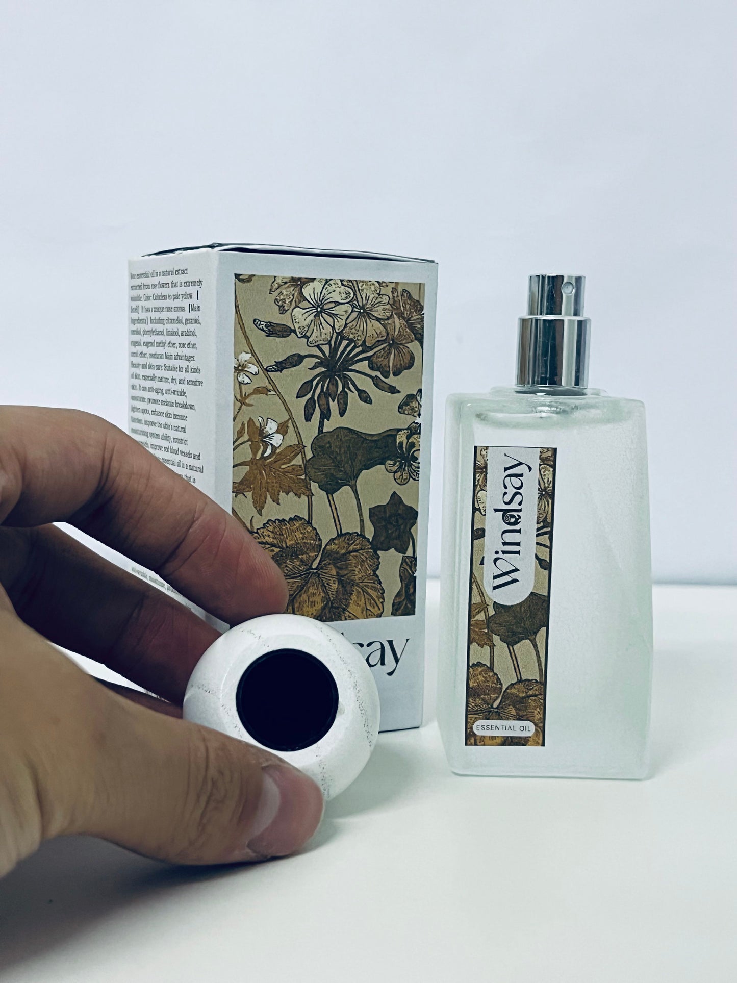 Windsay Essential Oil Fragrance Spray: Natural Healing, Sensory Luxury
