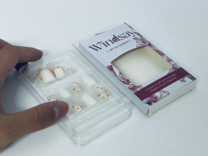 Windsay Daisy Gentle Style Nail Art Stickers, Fingertip Art Quick Nail Beauty
