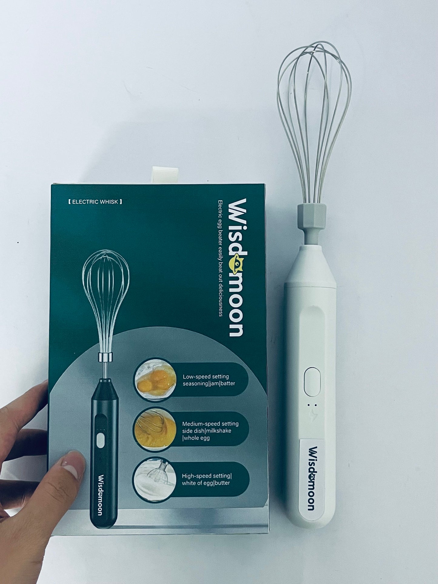 Wisdomoon Powerful Milk Frother & Egg Beater - Powerful Electric Handheld Frother & Whisk for Coffee, Lattes, Cappuccino, Hot Chocolate & Coffee Creamer - Ultra Fast Foam Maker & Drink Mixer