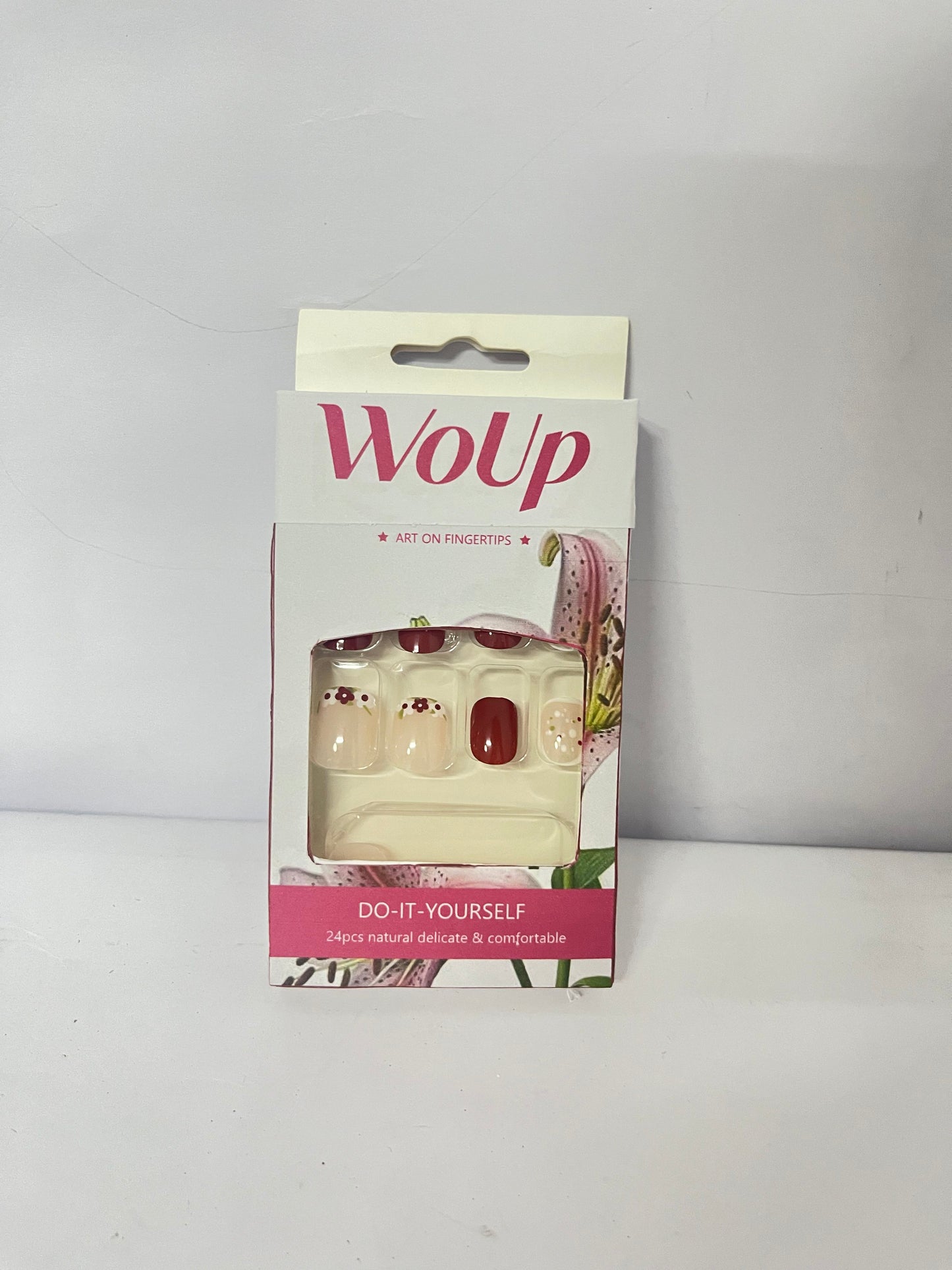 WoUp Press on Nails Short Square Fake Nails with Glitter Flower Designs Red Nails Press ons Glossy Glue on Nails Spring False Nails Nude Acrylic Nails Artificial Stick on Nails for Women 24Pcs