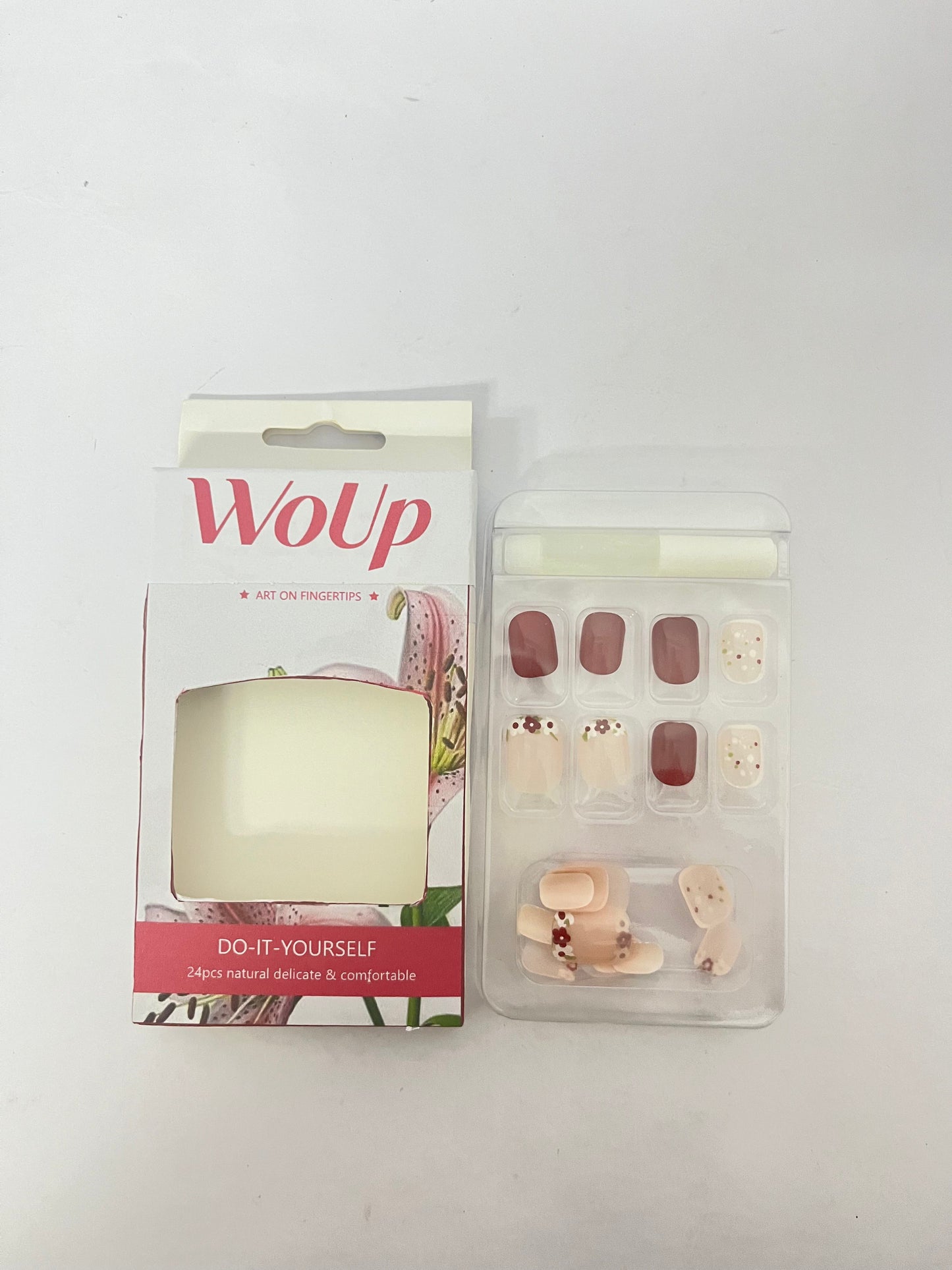 WoUp Press on Nails Short Square Fake Nails with Glitter Flower Designs Red Nails Press ons Glossy Glue on Nails Spring False Nails Nude Acrylic Nails Artificial Stick on Nails for Women 24Pcs