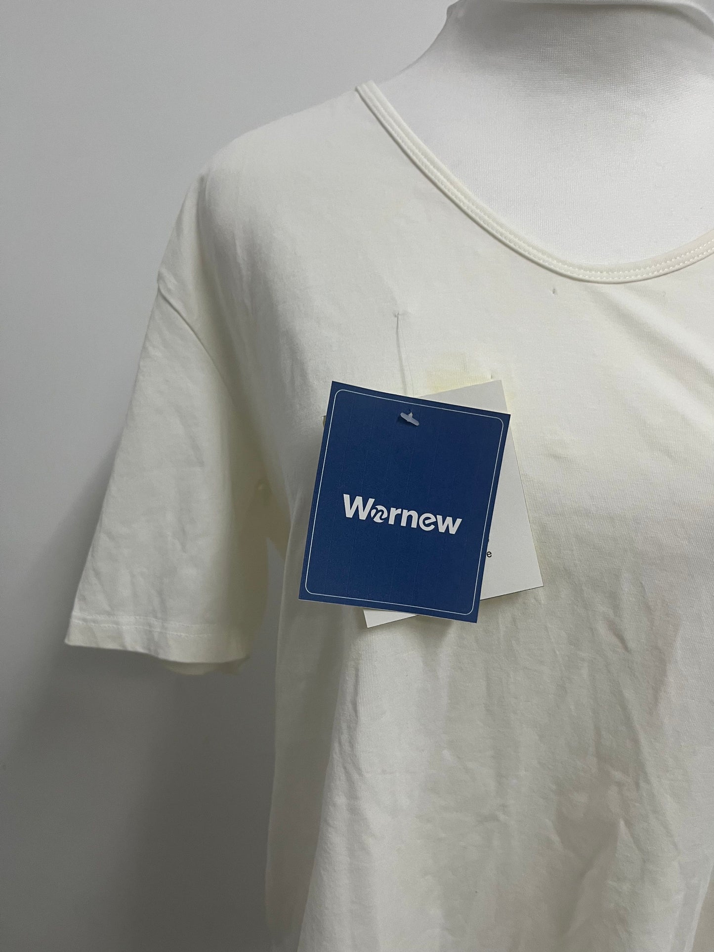 Wornew Cream White V-Neck Short Sleeve T-Shirt A Comfortable & Versatile Essential for Daily Wear