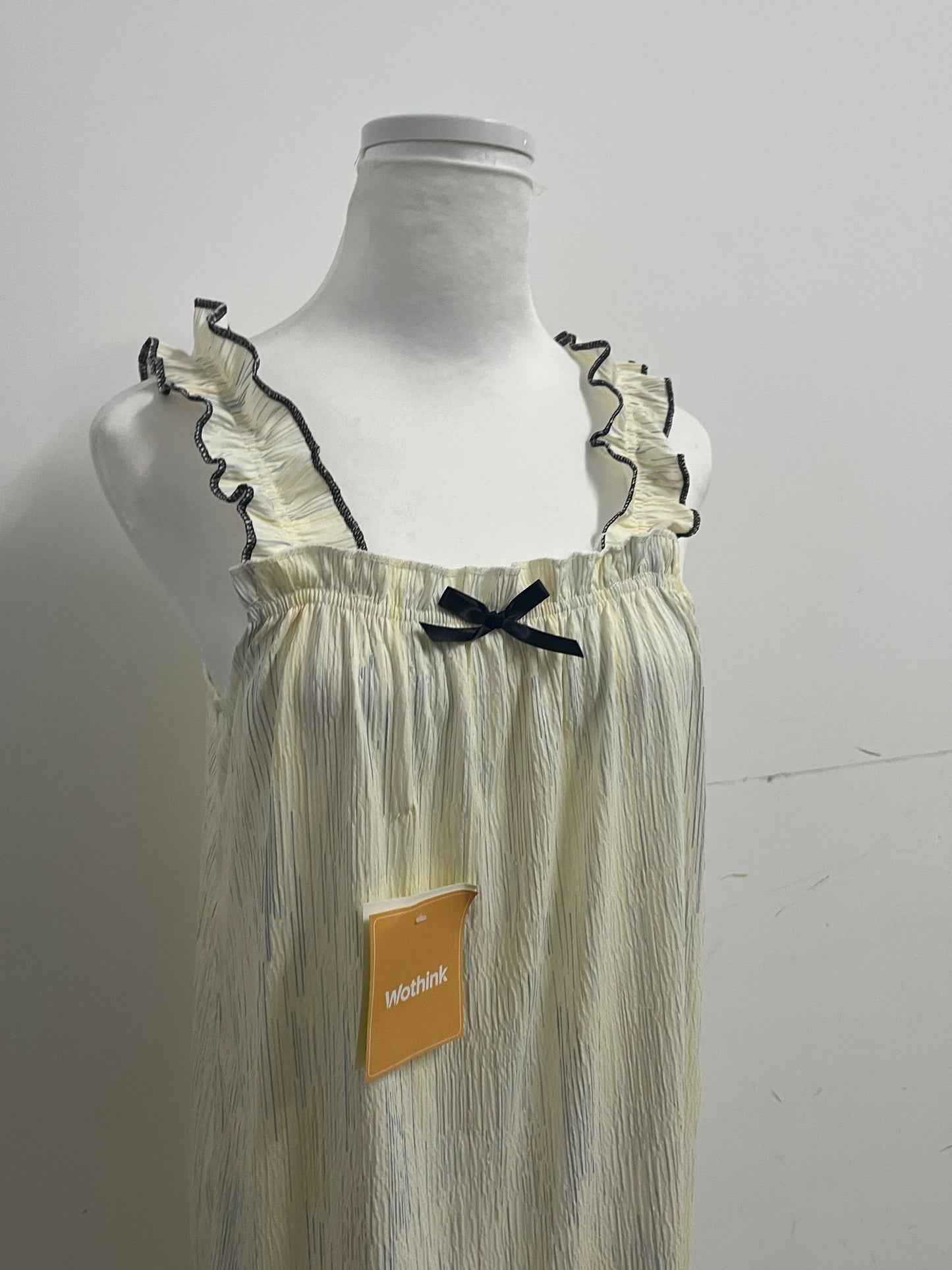 Wothink  Sleepwear  Pale Yellow - Square Neck Camisole with Ruffled Straps
