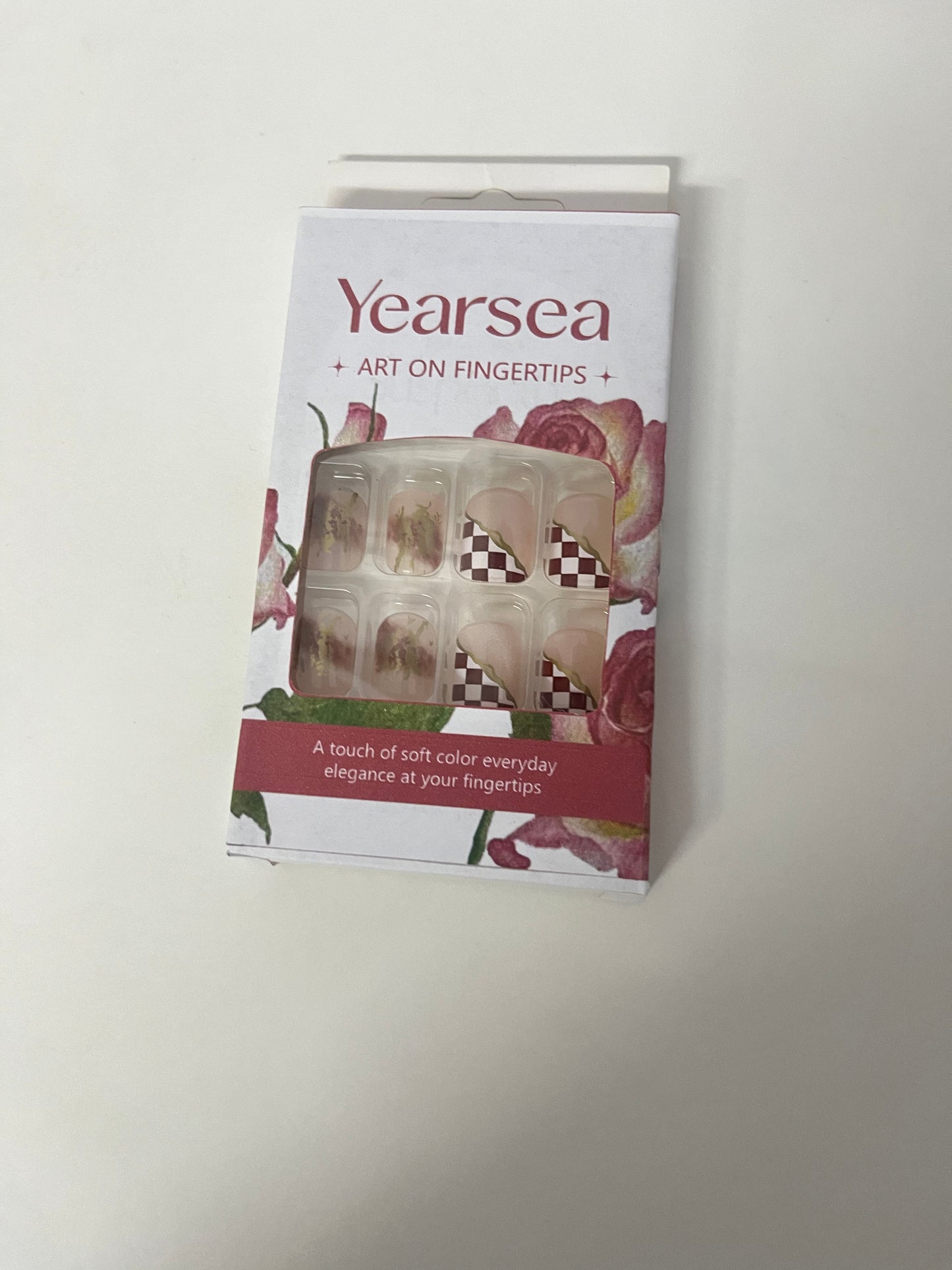 【Yearsea False Nails – Art on Fingertips】—— Effortless Elegance for Daily Style