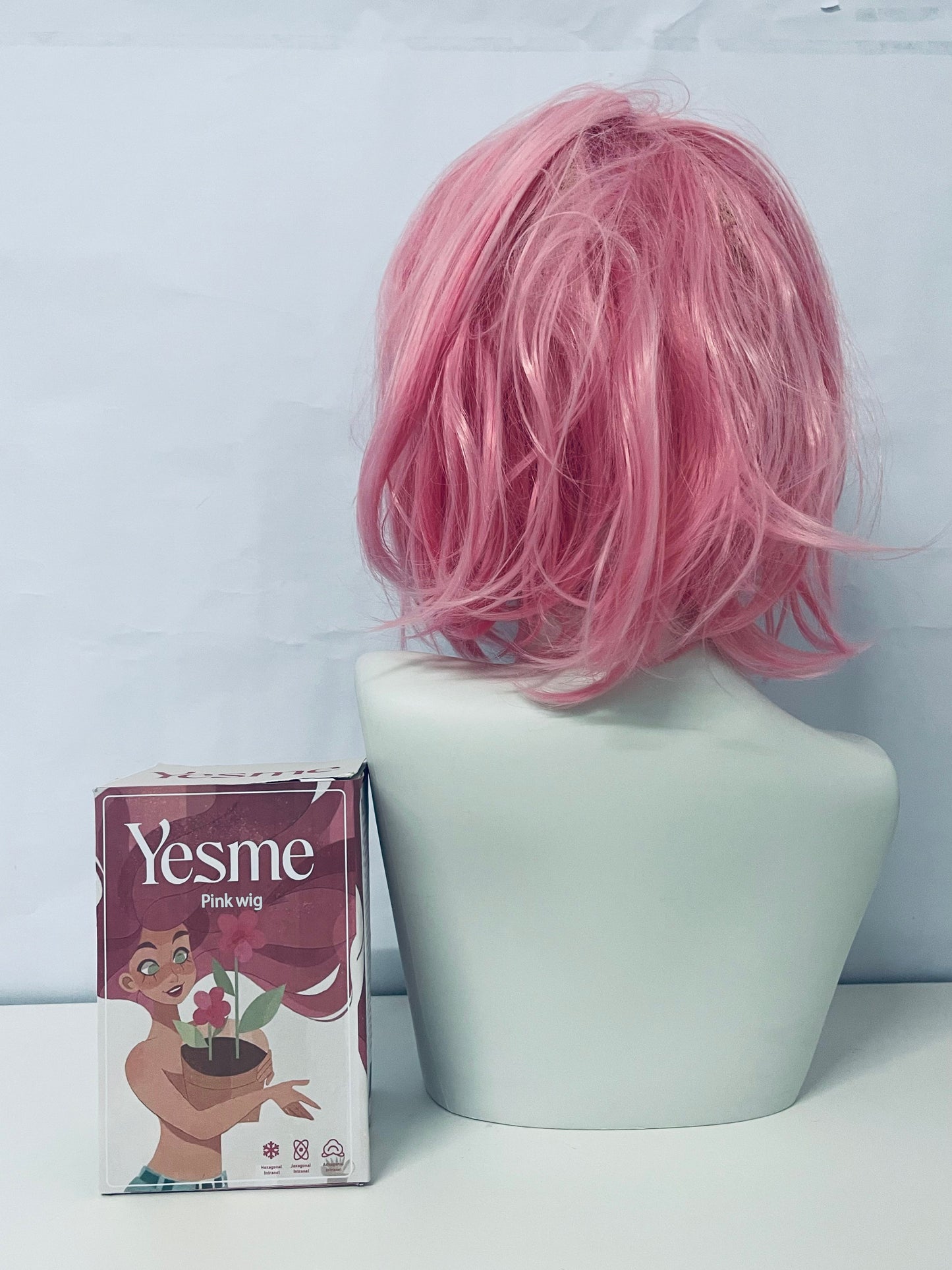 Yesme Pink Layered Curly Wig Sweet & Cool Versatile Styling A Fashion Essential for Daily and ACG Looks