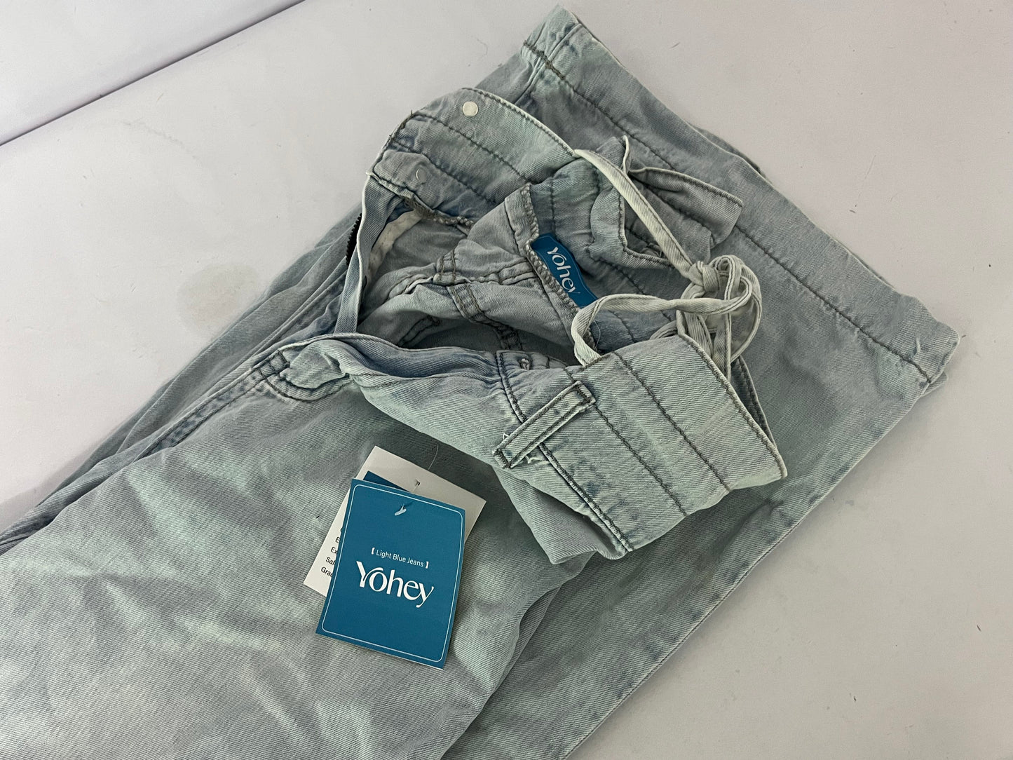 Yoney Light Blue Washed Jeans: A Sincere Combination of Retro Style and Comfortable Wearing