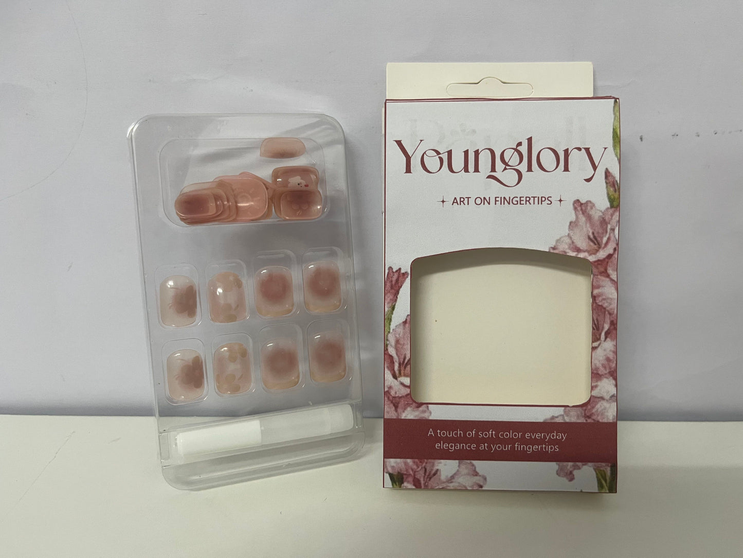 Younglory Misty Pink Translucent Gradient Press-On Nails Self-Adhesive A Delicate Fingertip Accessory for Daily Commute